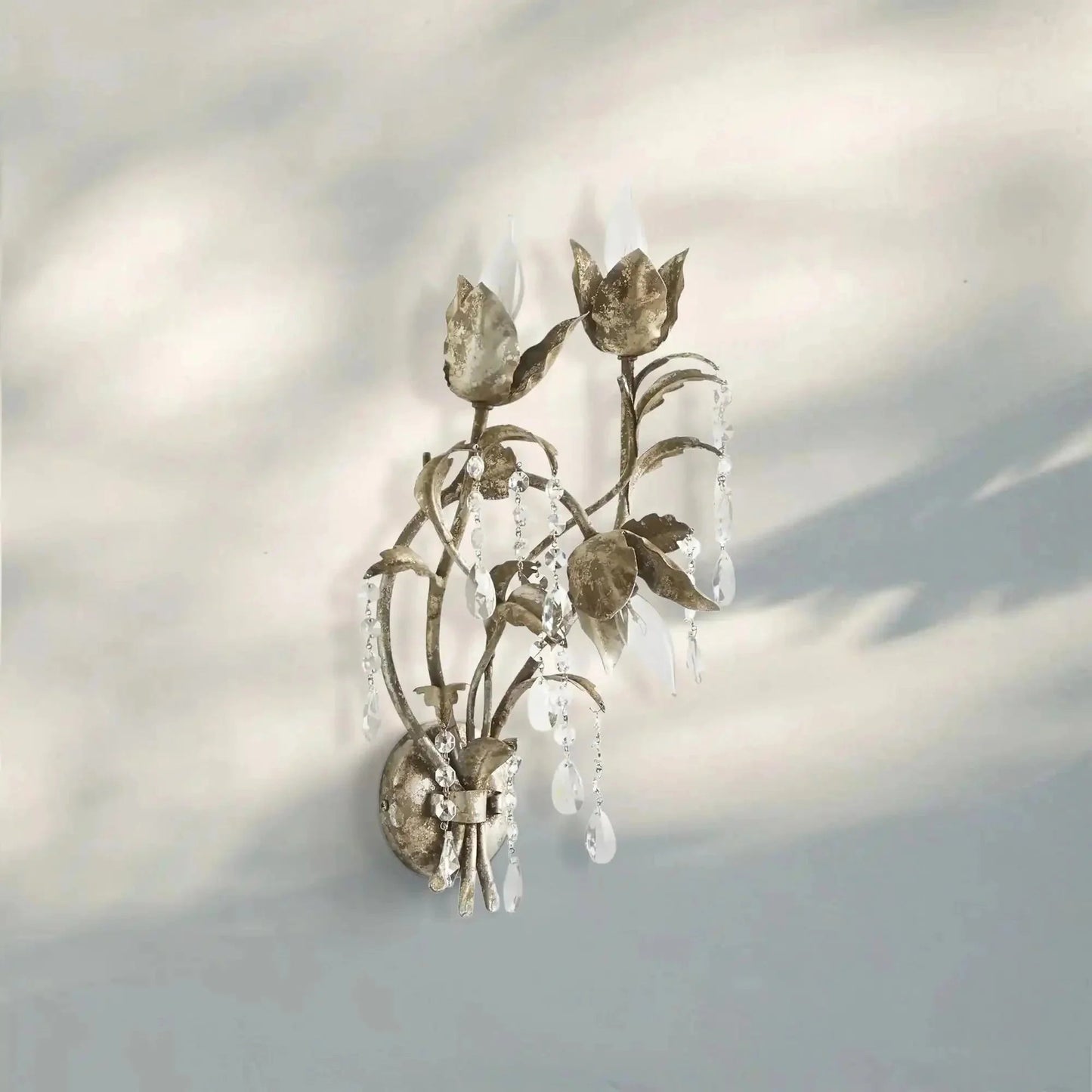 Viticcia 3 - Light Wall Sconce - GILDLAMPS