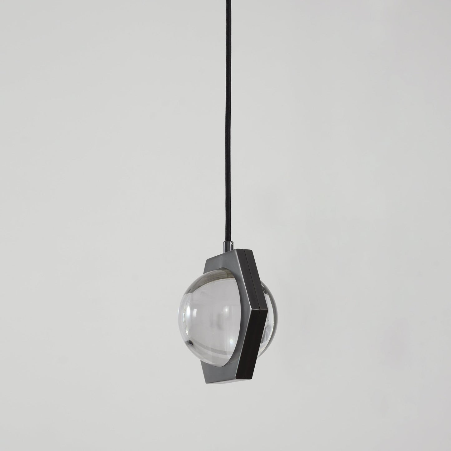 7 Inch Globe Crystal Pendant Light - Eclatant - GILDLAMPS