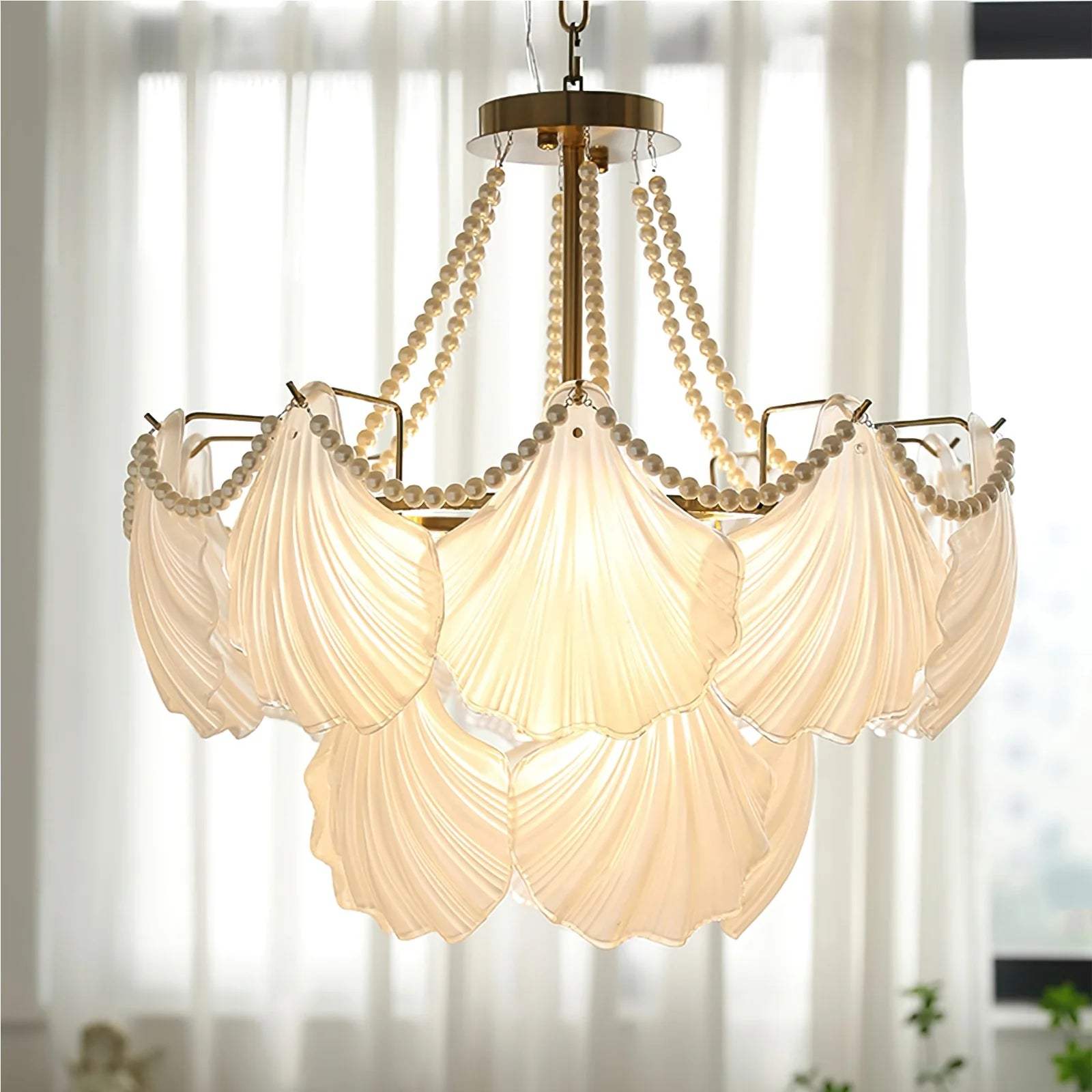 Ribbed Glass Shell Pendant Chandelier