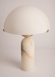 Alabaster Peono Table Lamp - GILDLAMPS