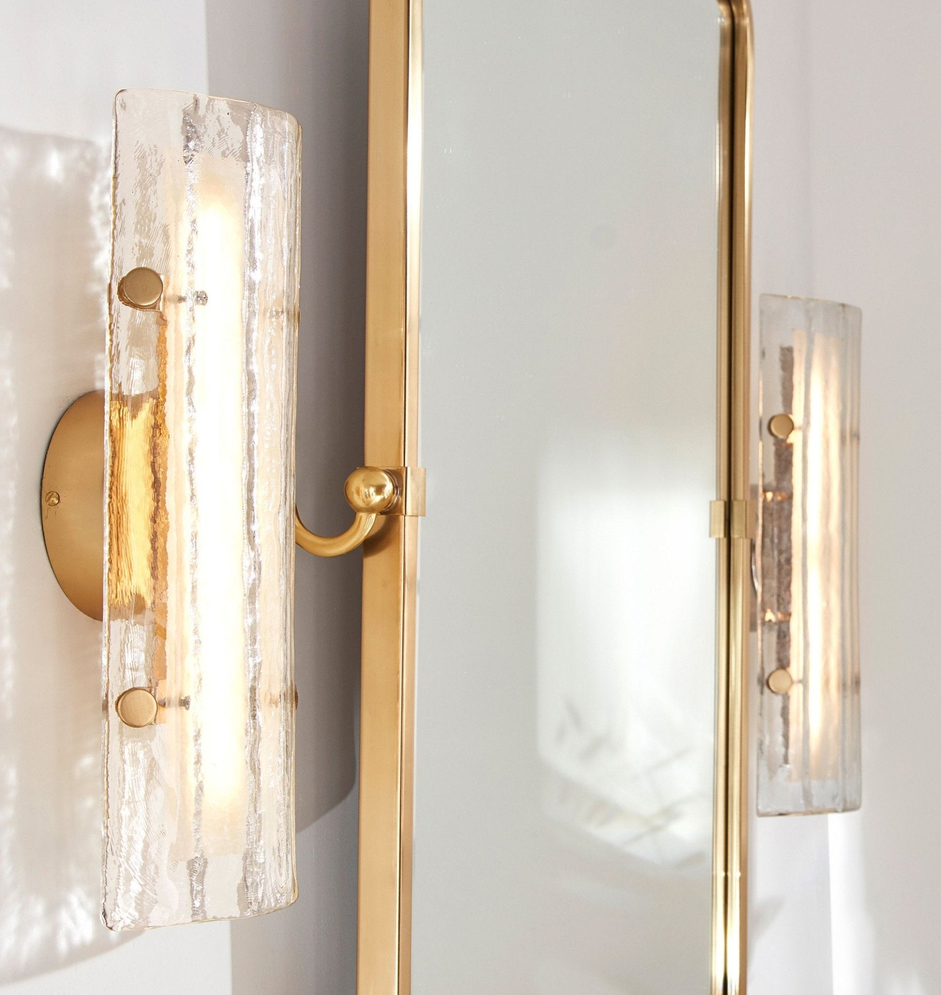 Alilang LED Glass Wall Sconce 16" - GILDLAMPS