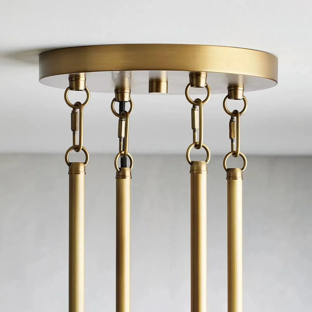 Andreas Round Chandelier 10/12 Light - GILDLAMPS