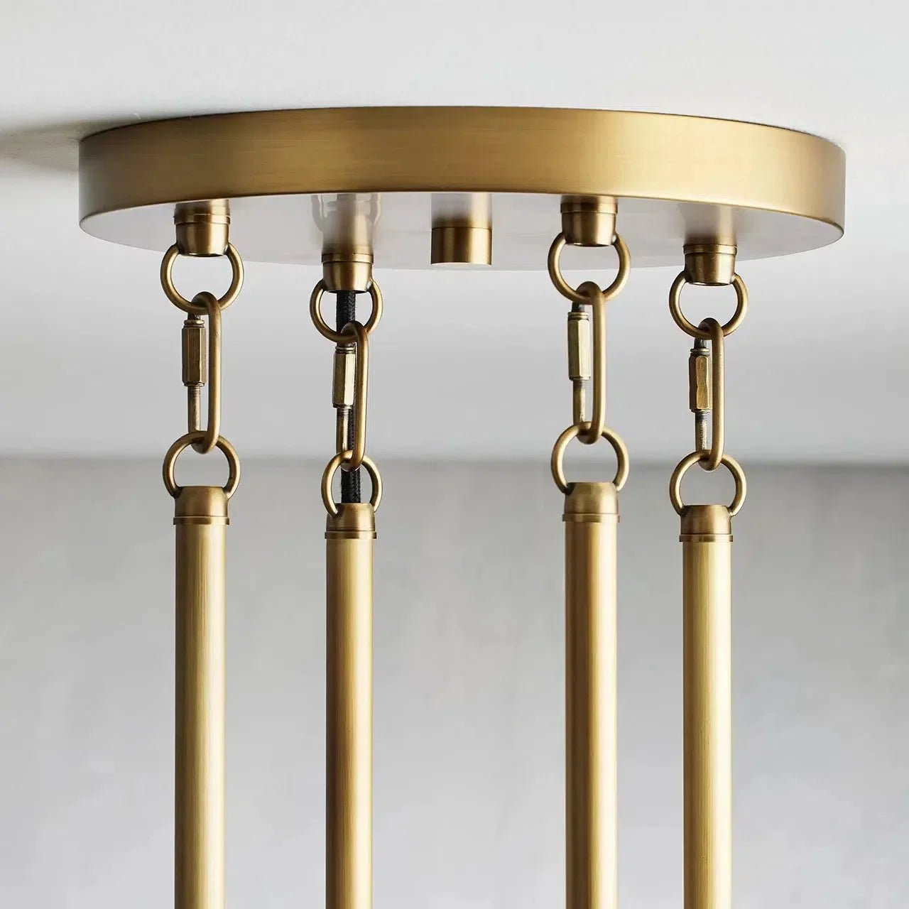 Andreas Round Chandelier 10/12 Light - GILDLAMPS