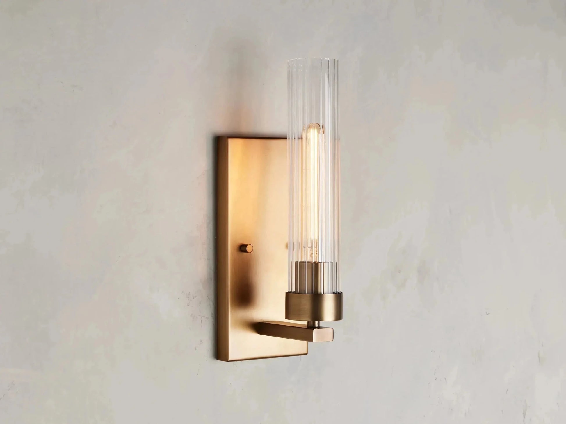 Andreas Wall Sconce - GILDLAMPS