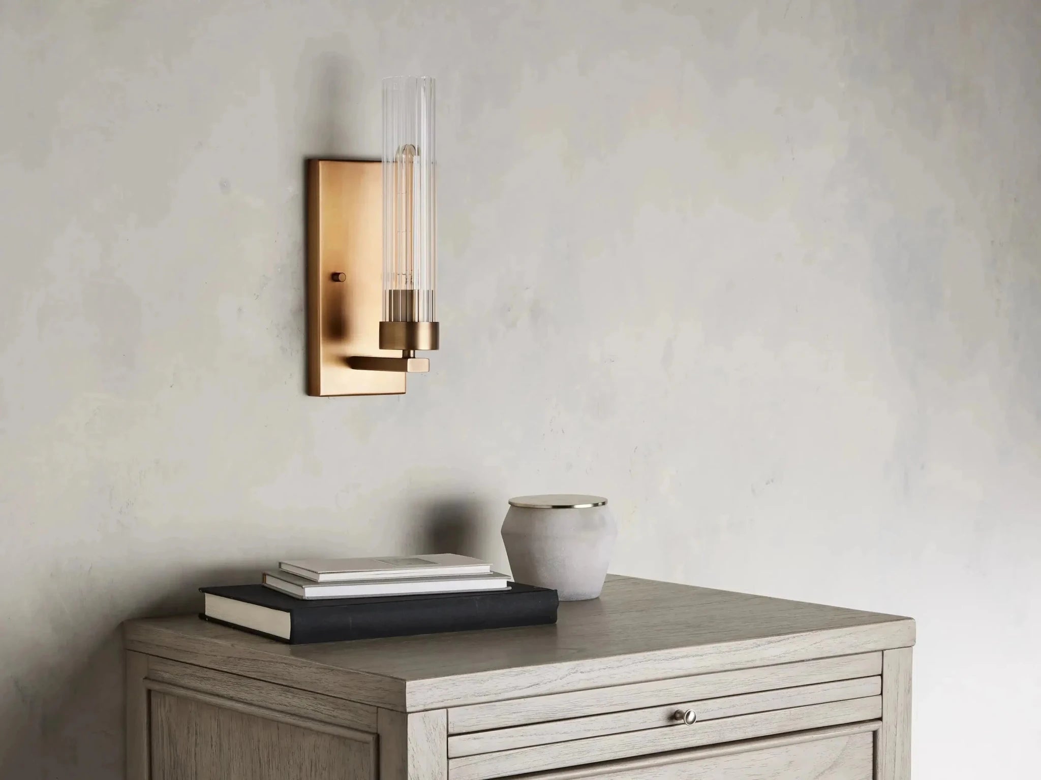 Andreas Wall Sconce - GILDLAMPS