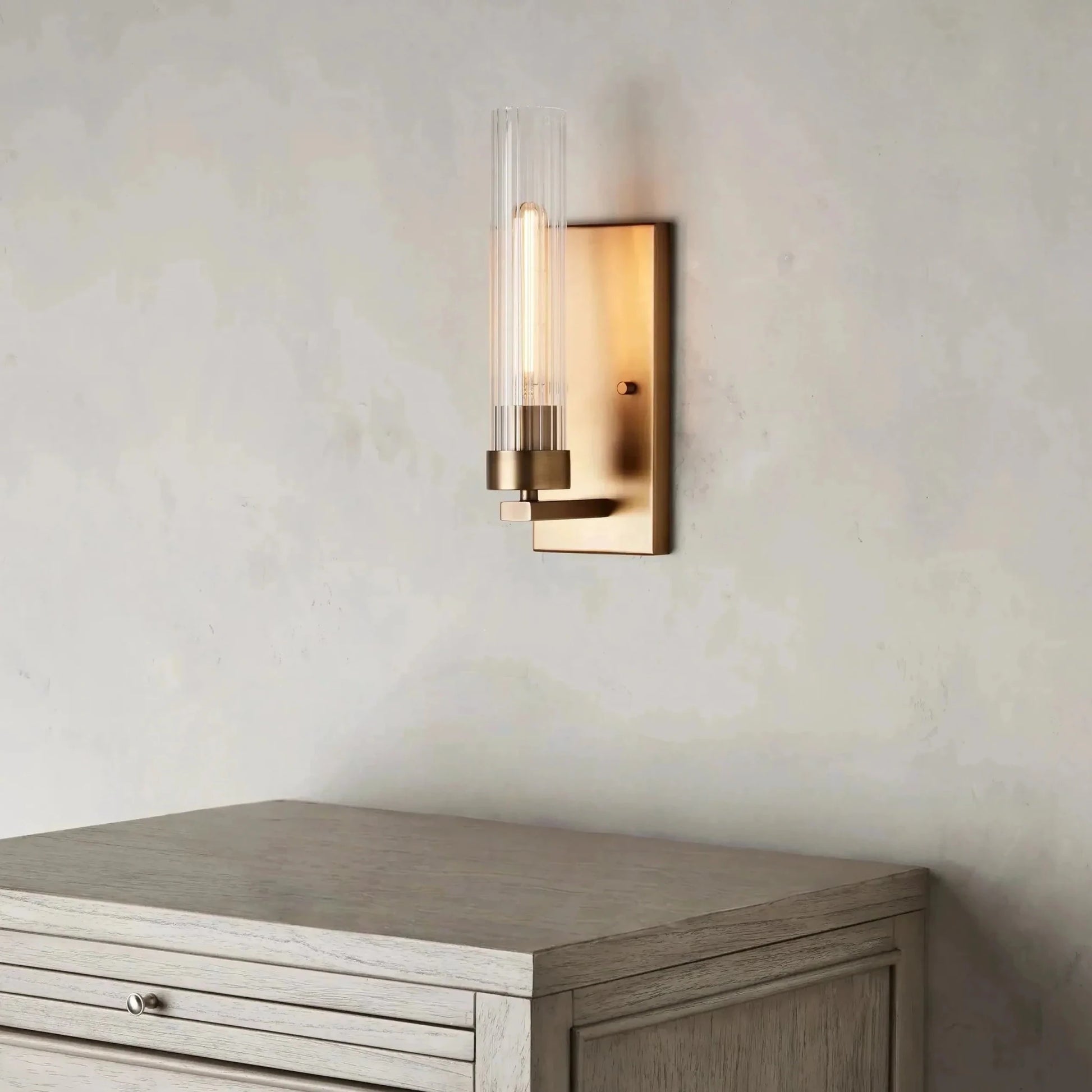 Andreas Wall Sconce - GILDLAMPS