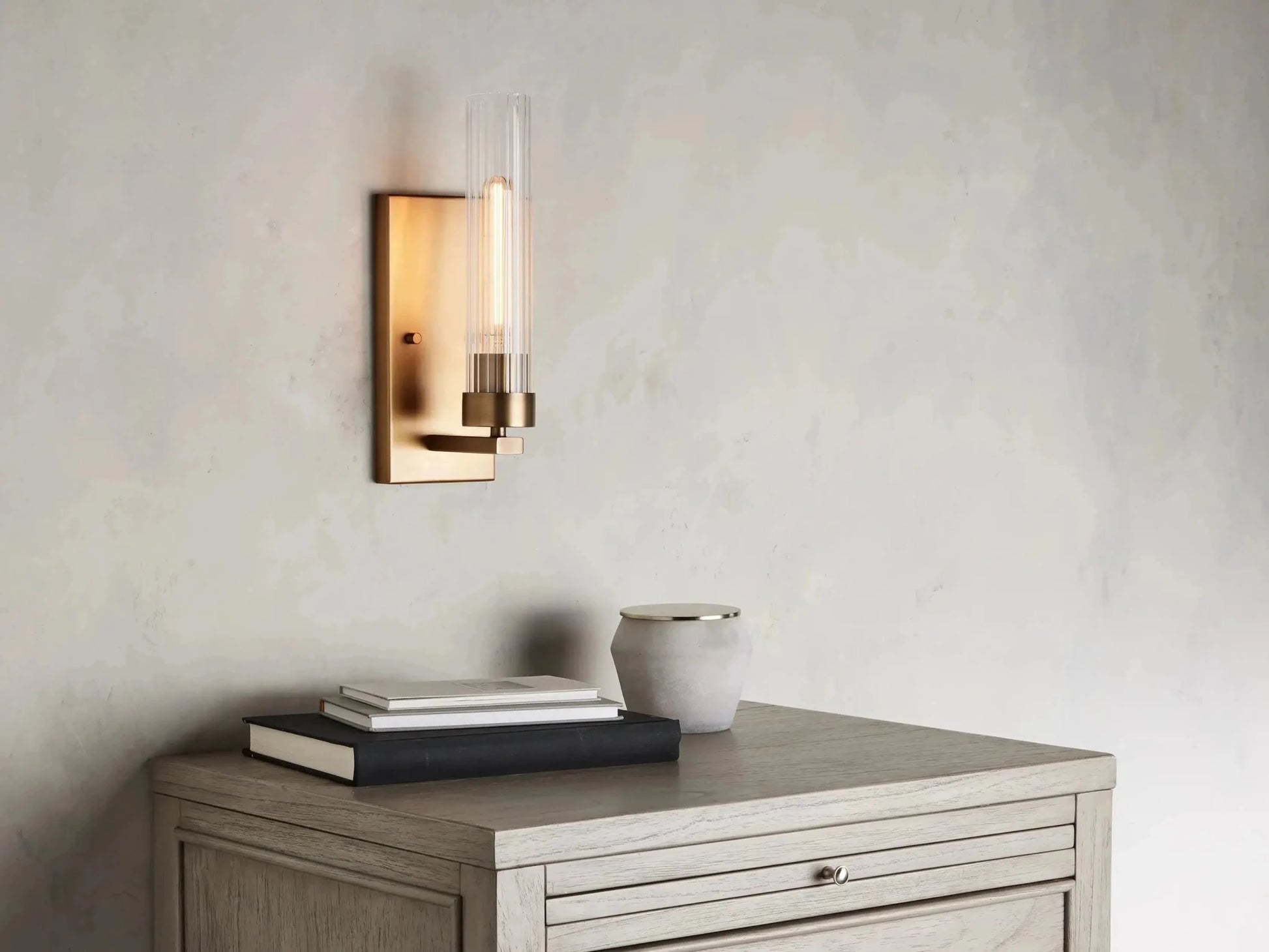 Andreas Wall Sconce - GILDLAMPS