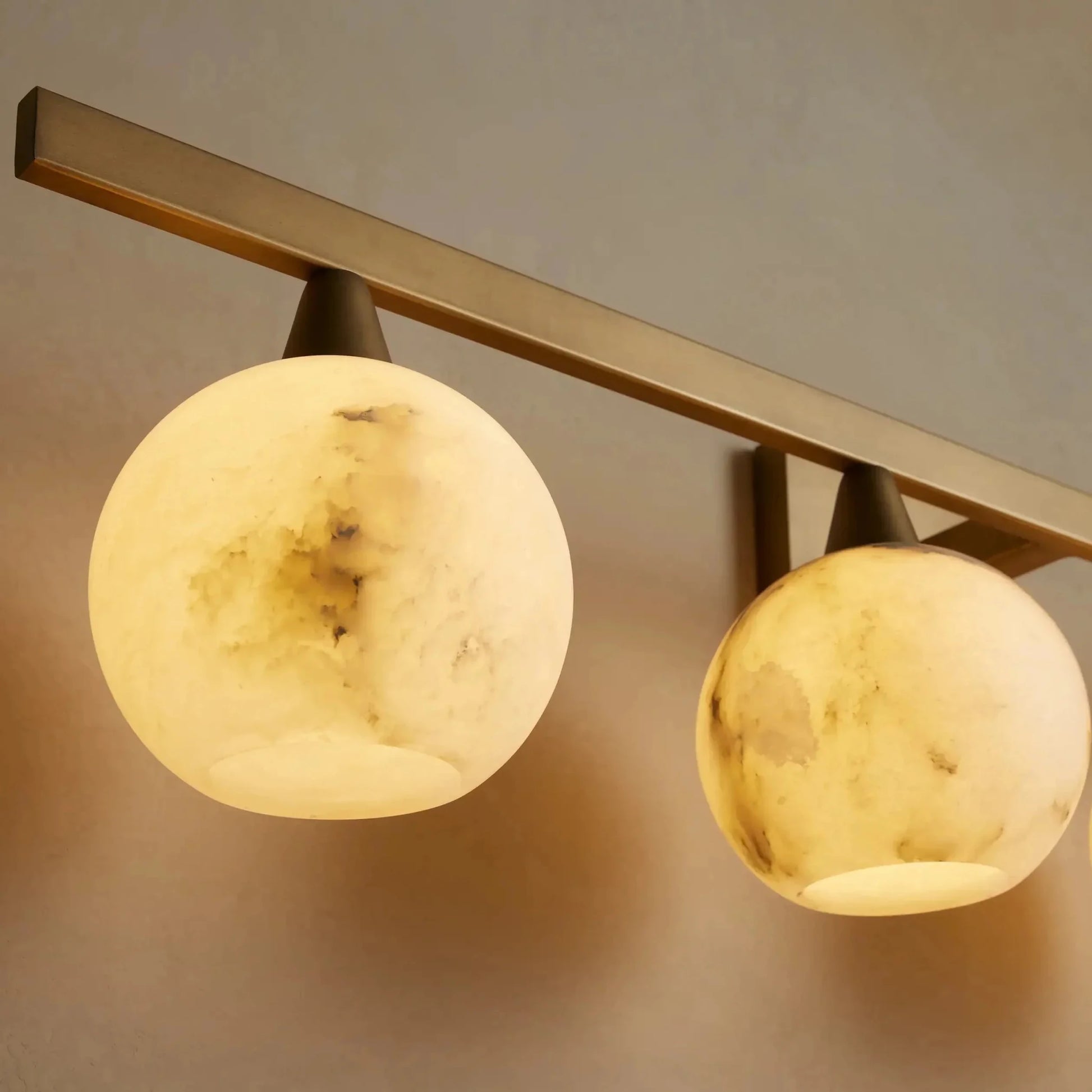 Arica Alabaster Sconce 4 Light - GILDLAMPS