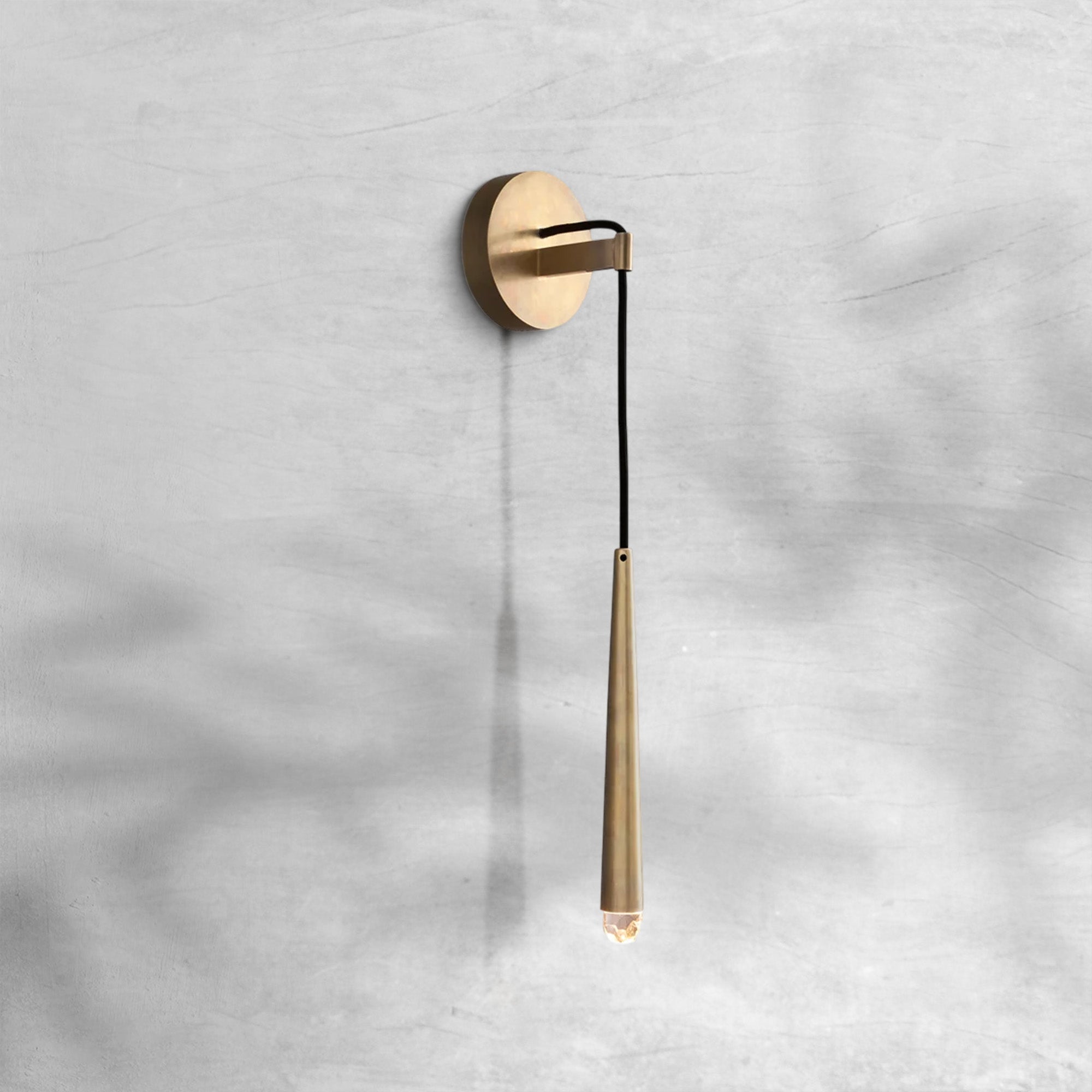 Aurelin Grand Sconce - GILDLAMPS