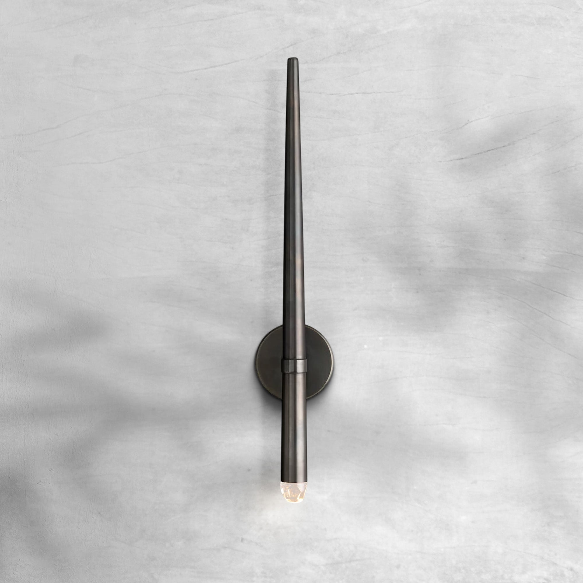 Aurelin Modern Torch Wall Sconce - GILDLAMPS