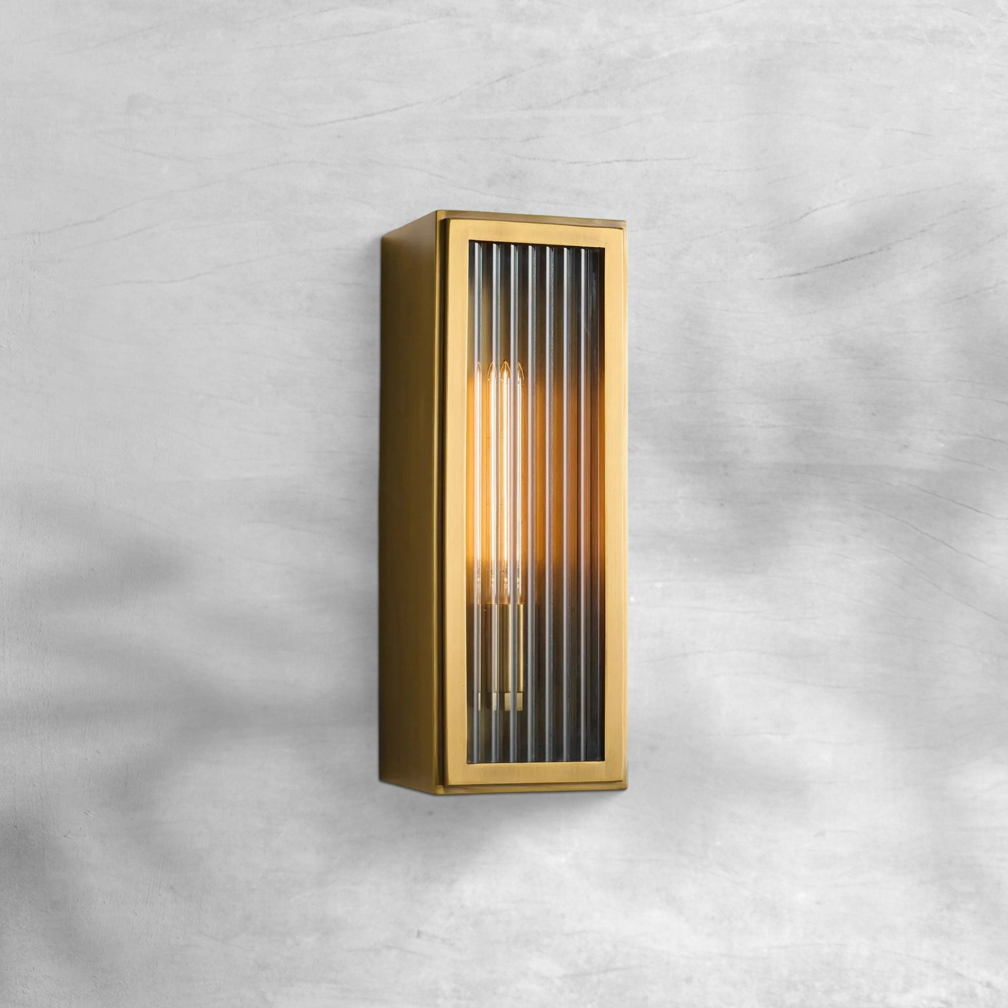 Aventure 14" Outdoor Wall Sconce - GILDLAMPS