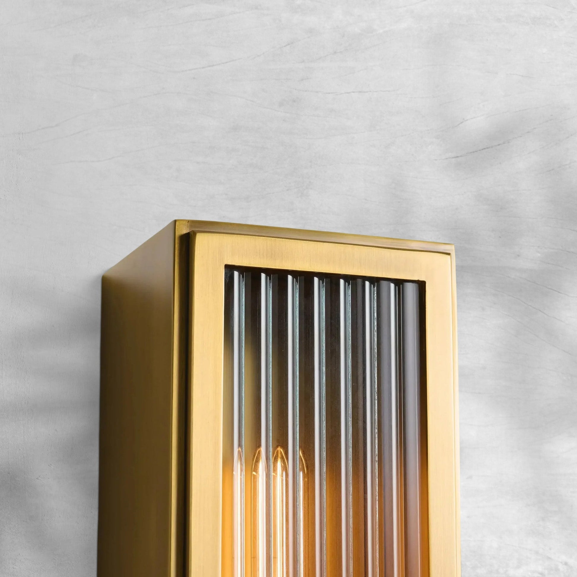 Aventure 14" Outdoor Wall Sconce - GILDLAMPS