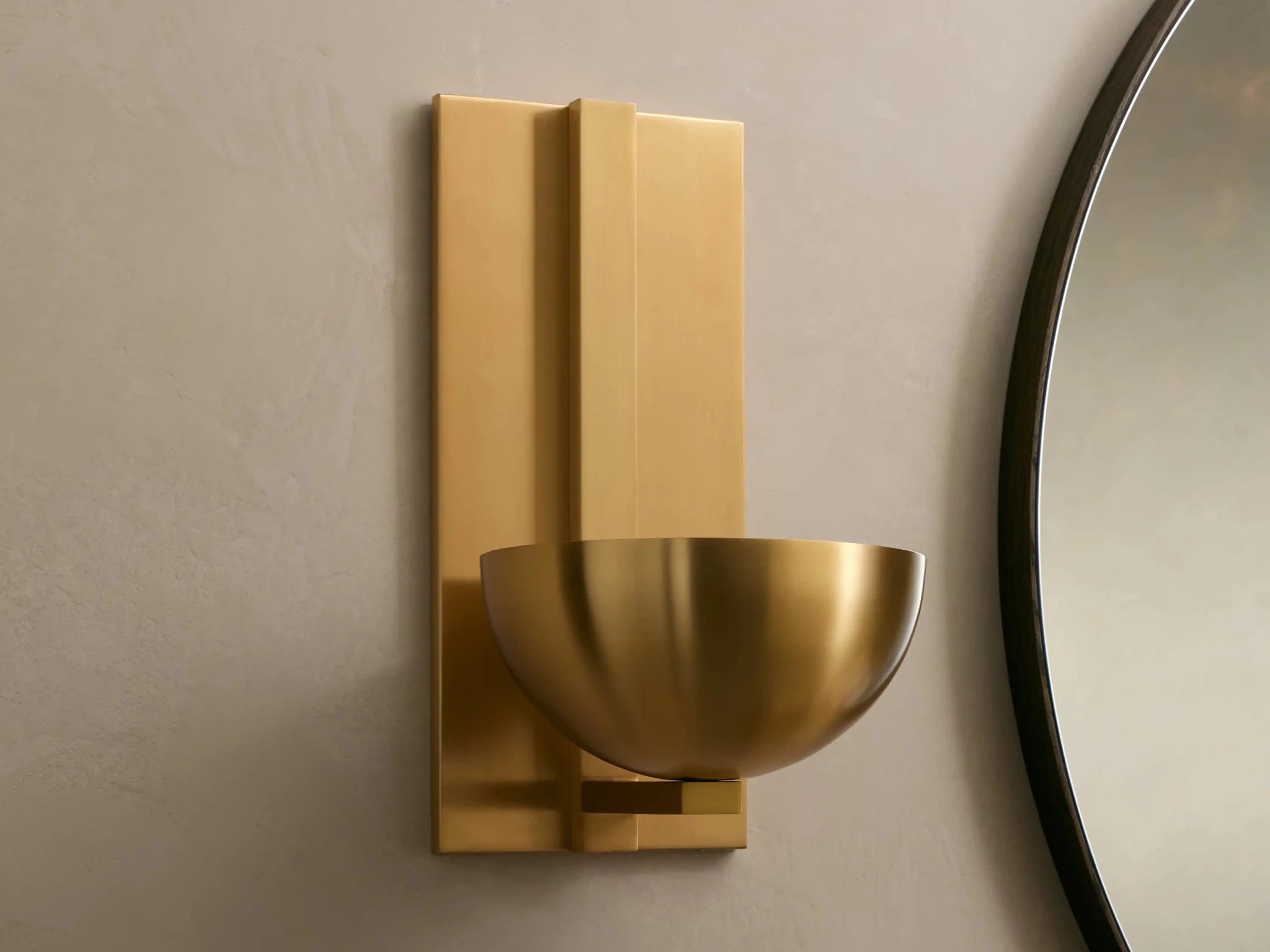 Belmira Alabaster Sconce - GILDLAMPS