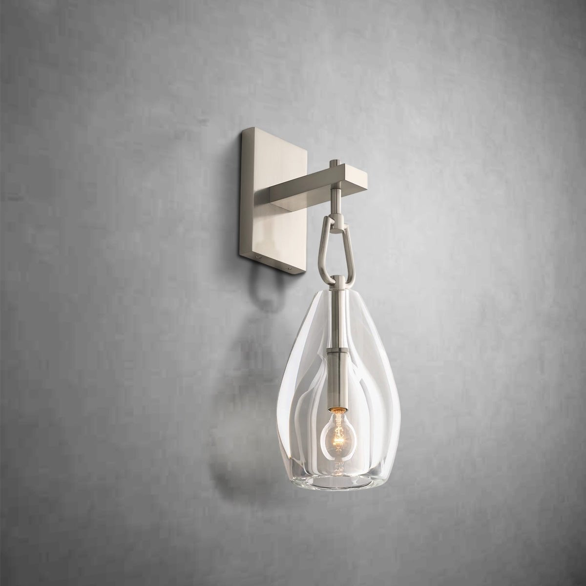 Botanyst Flute Wall Sconce - GILDLAMPS