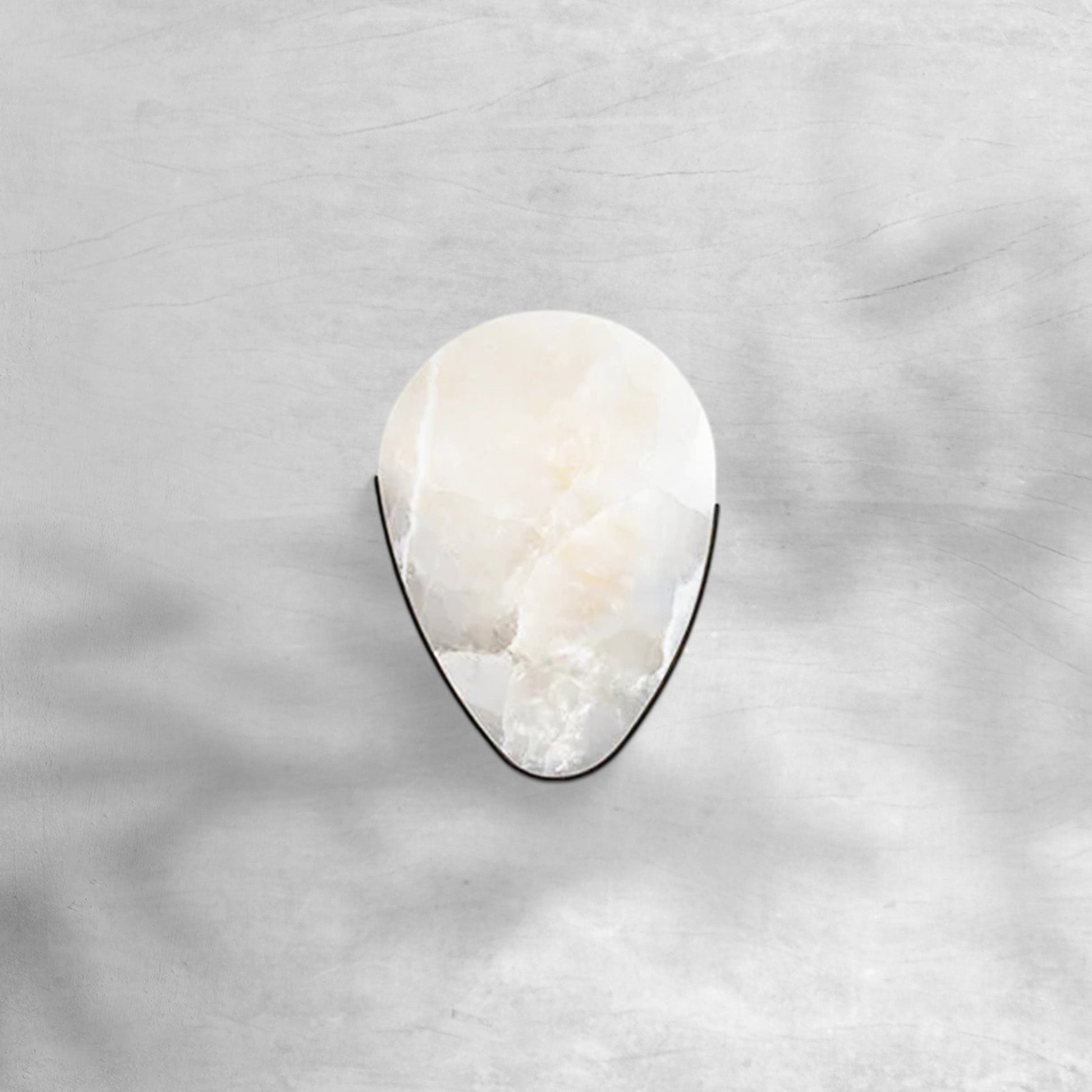 Braden Alabaster Minimalist Wall Sconce - GILDLAMPS