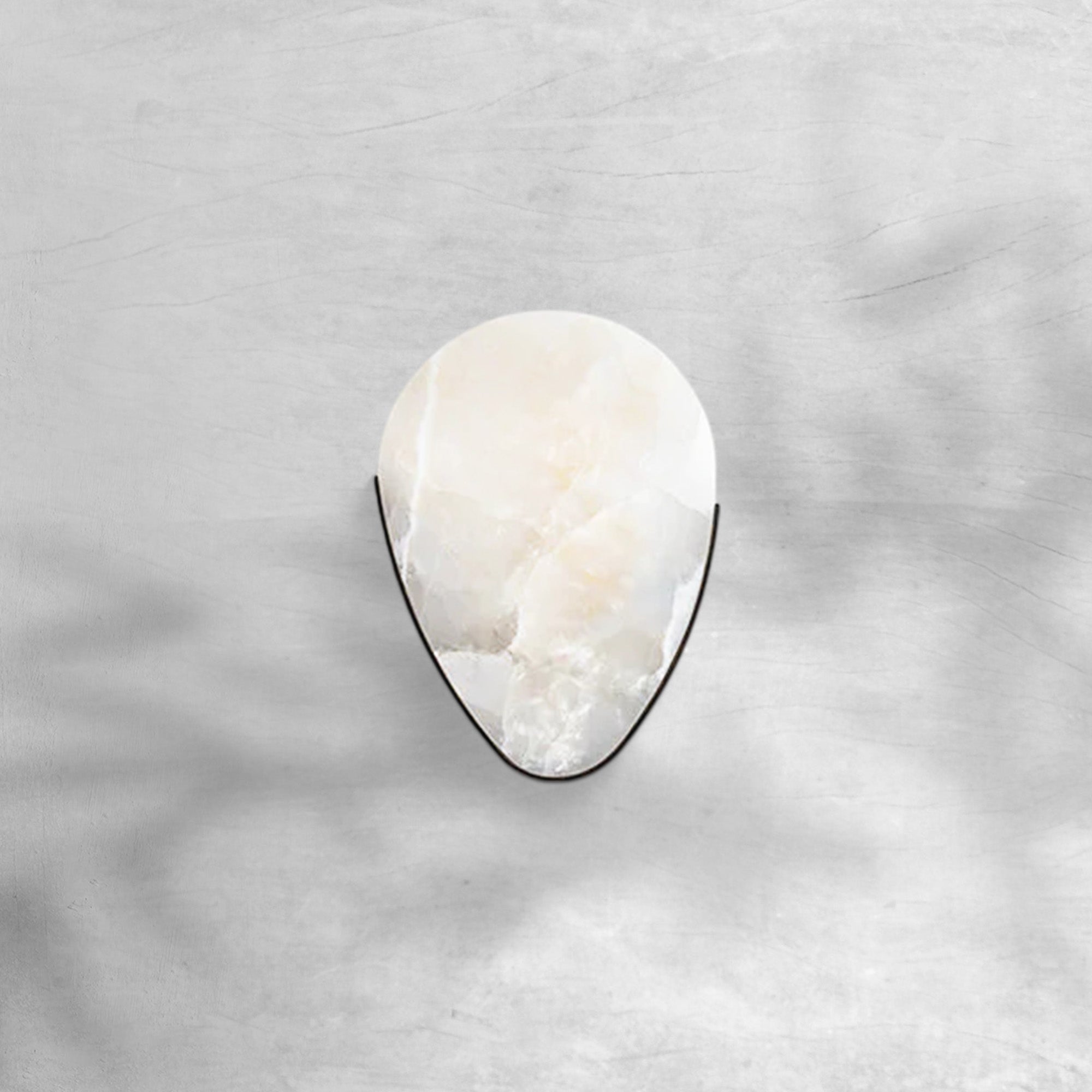 Braden Alabaster Minimalist Wall Sconce - GILDLAMPS