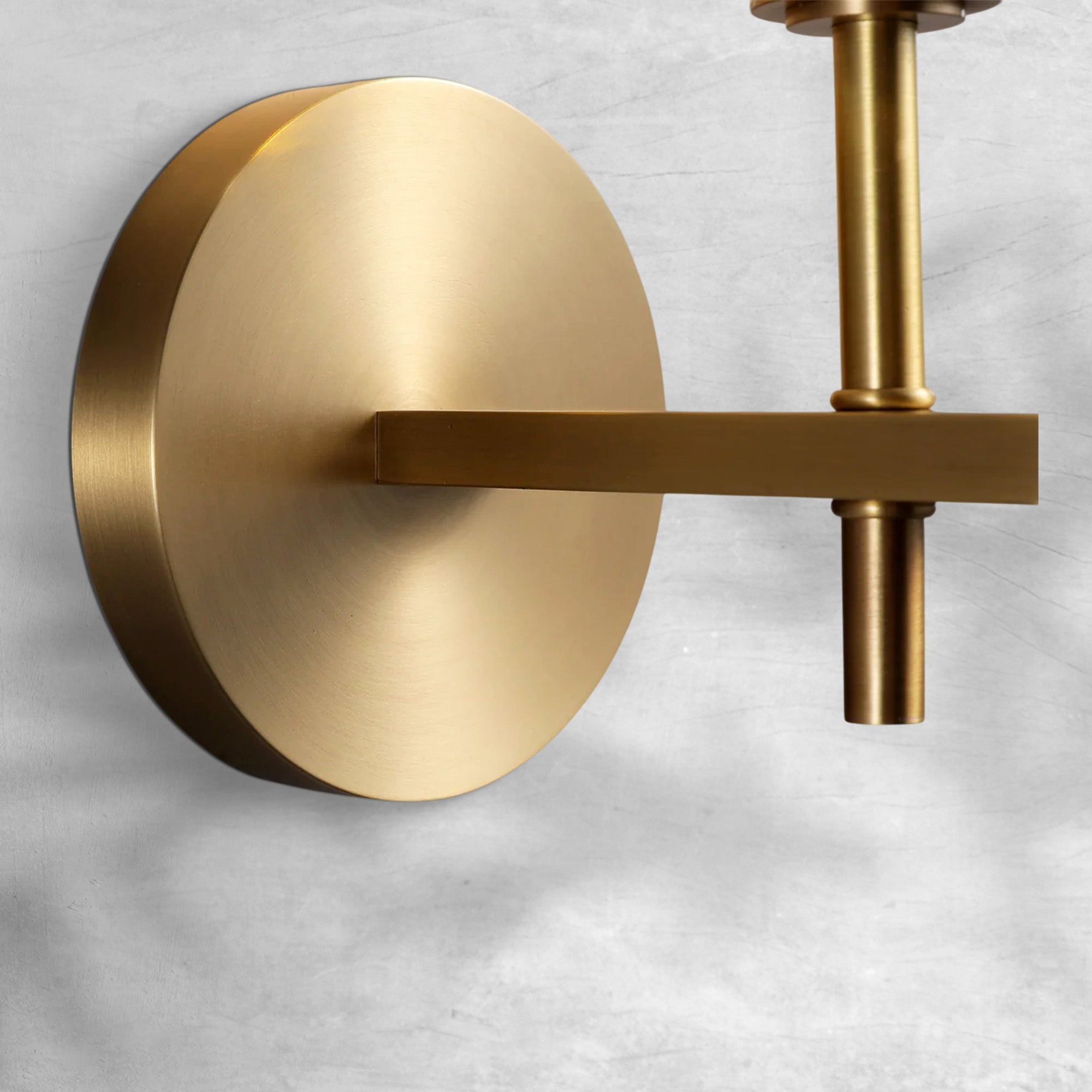 Bruma Glass Short Wall Sconce - GILDLAMPS