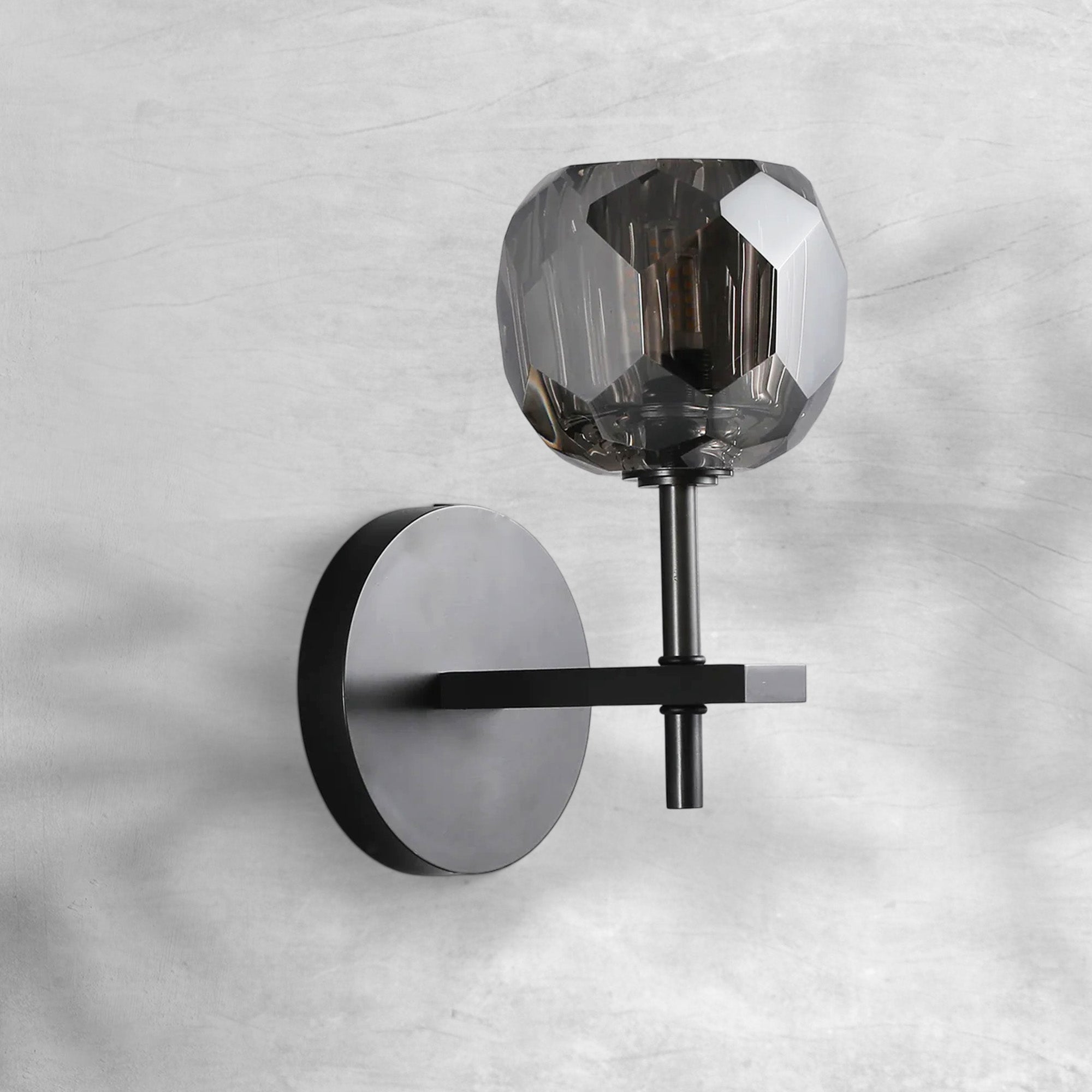Bruma Glass Short Wall Sconce - GILDLAMPS