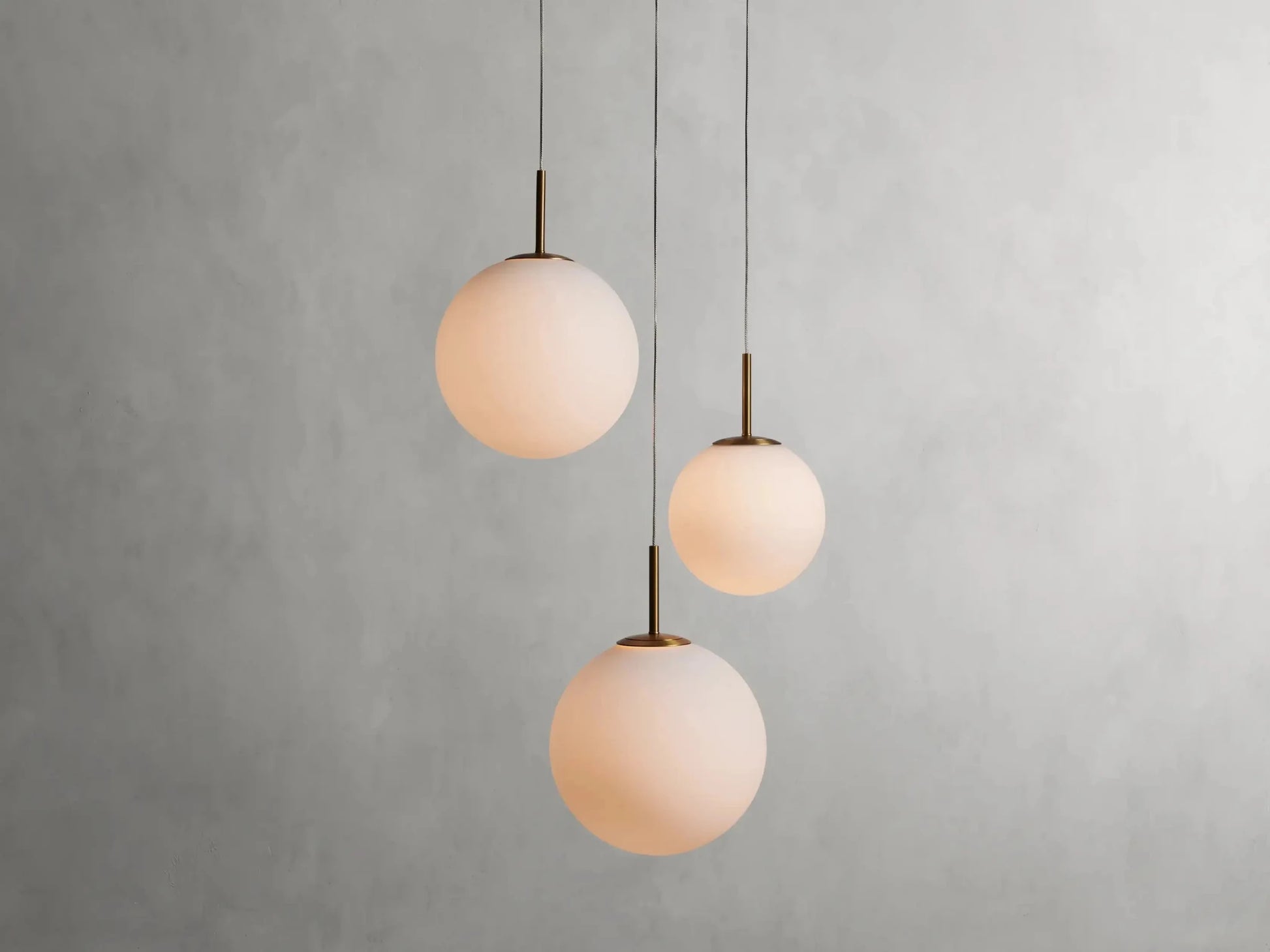 Casen Round Chandelier 20''28''34''43'' - GILDLAMPS