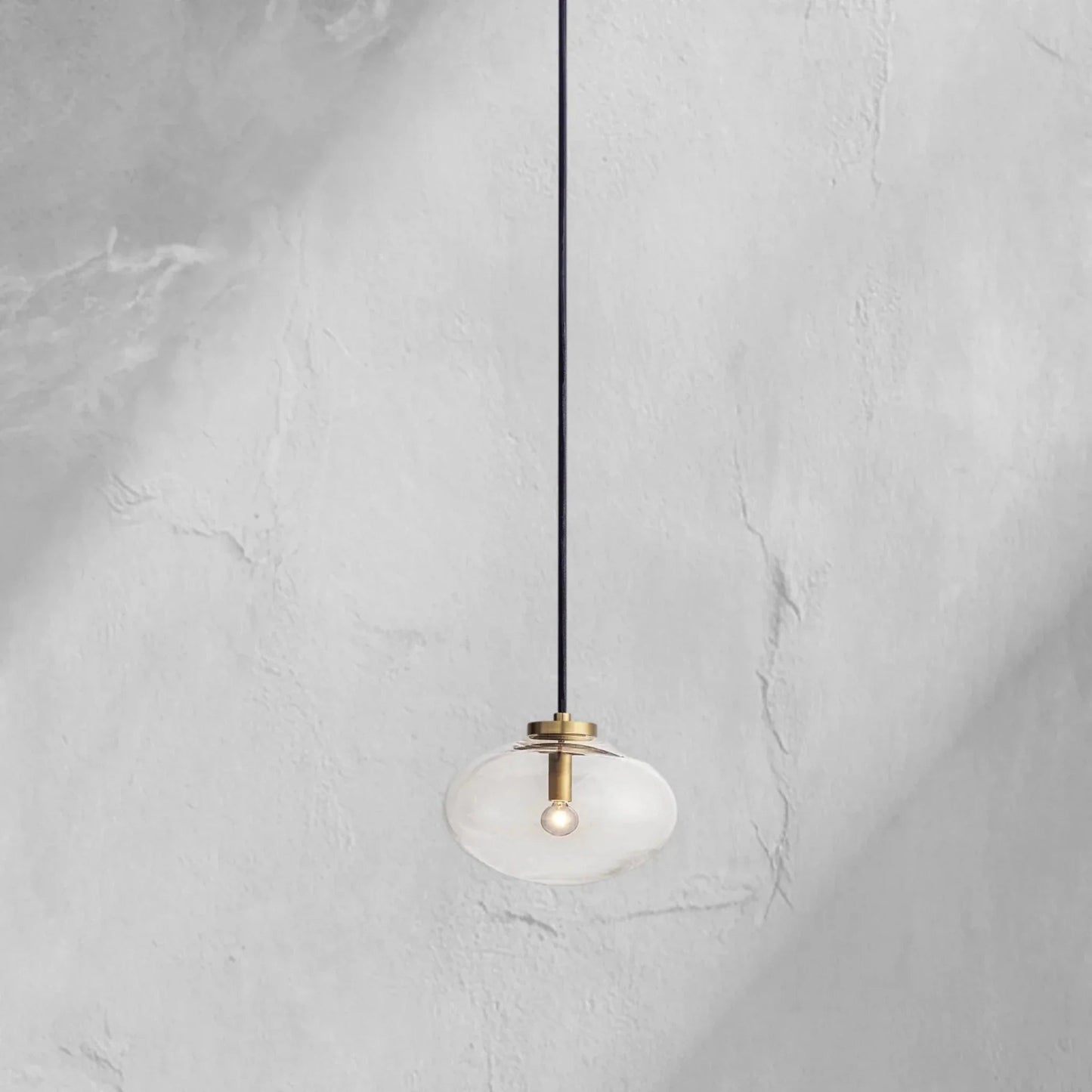 Cebret Glass Pendant - GILDLAMPS