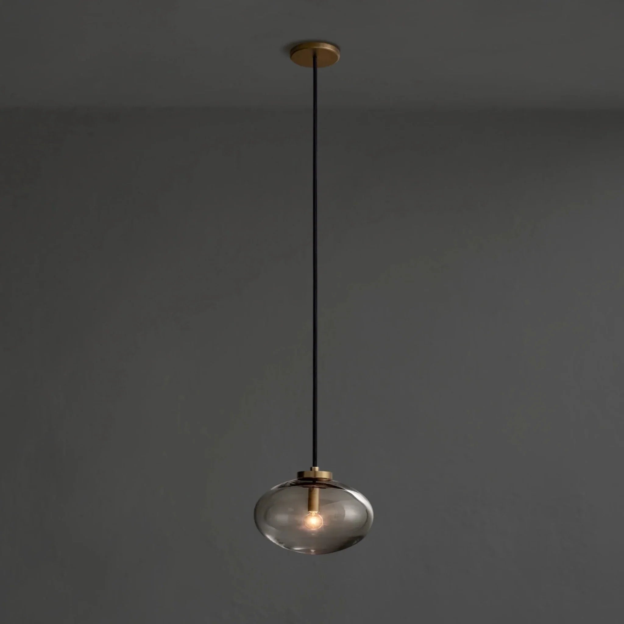 Cebret Glass Pendant - GILDLAMPS