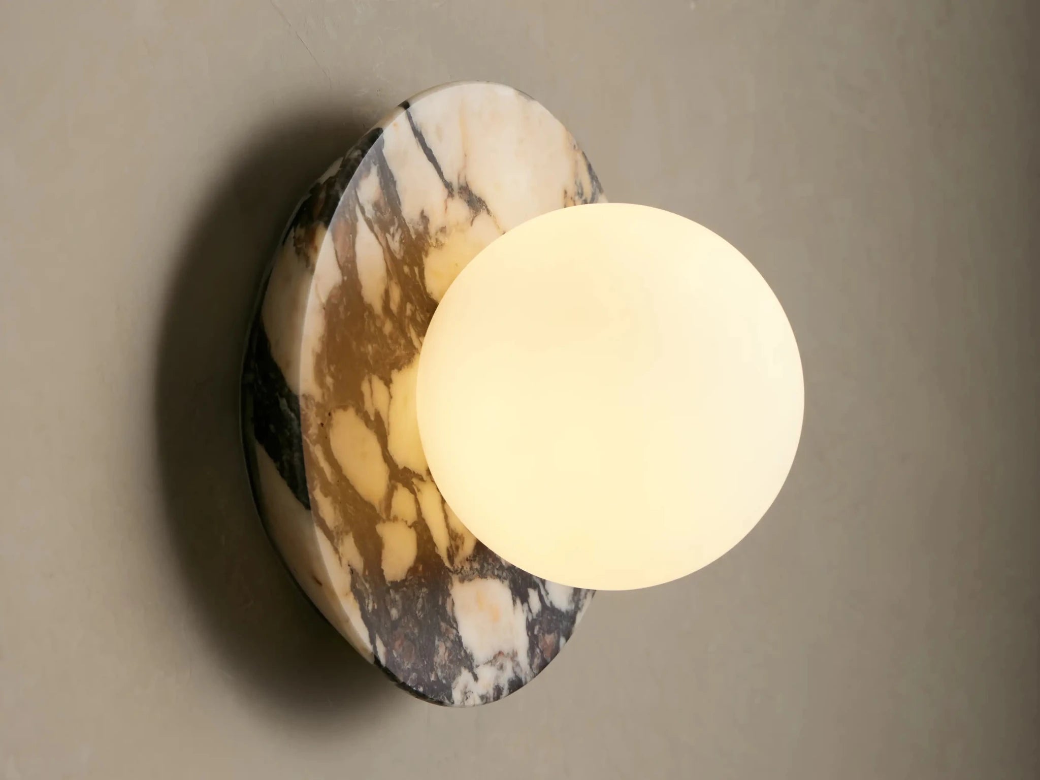 Corinna Marble Sconce - GILDLAMPS