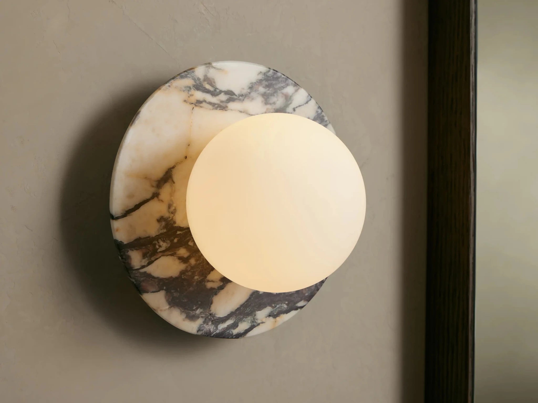 Corinna Marble Sconce - GILDLAMPS