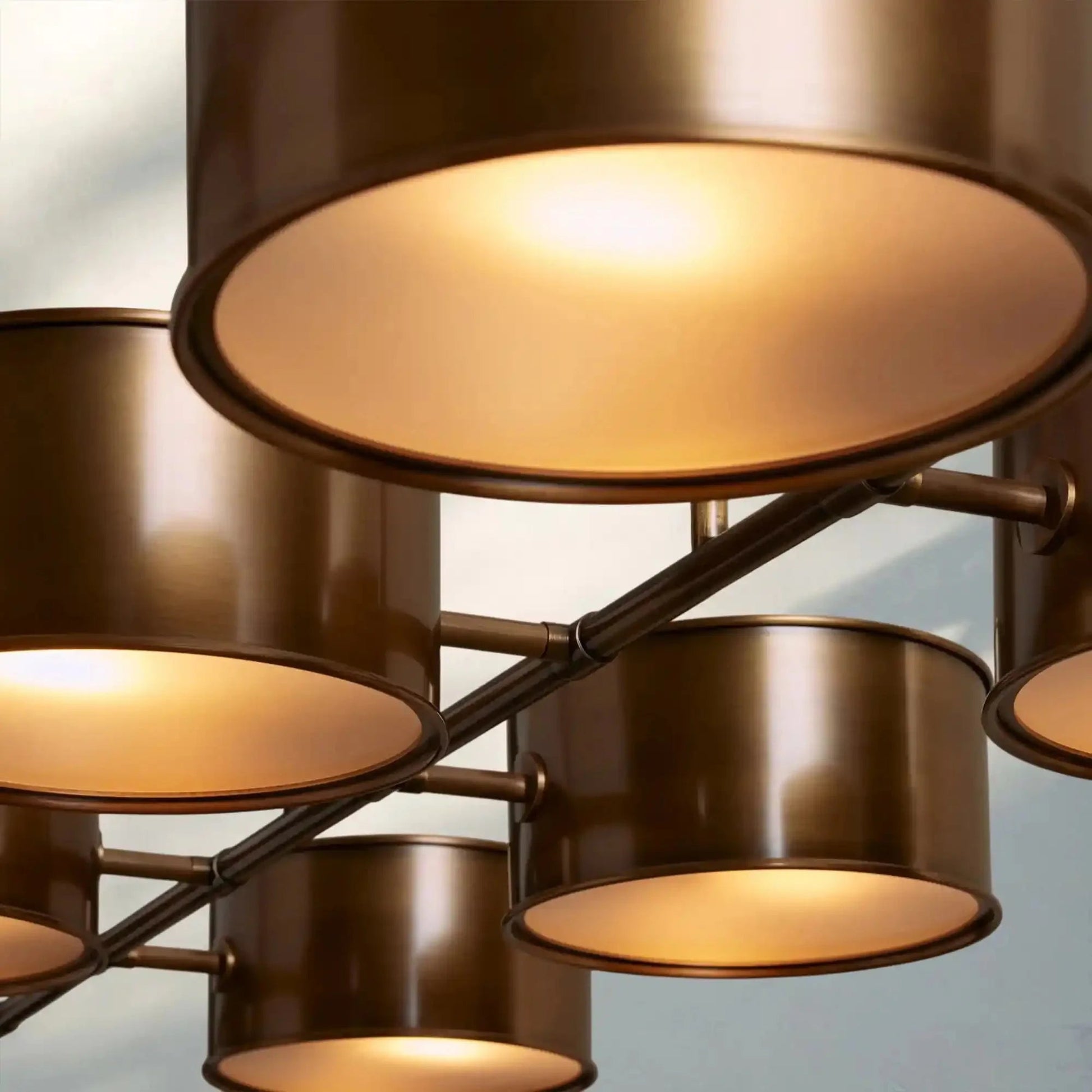 Daphne Metal Linear Chandelier - GILDLAMPS