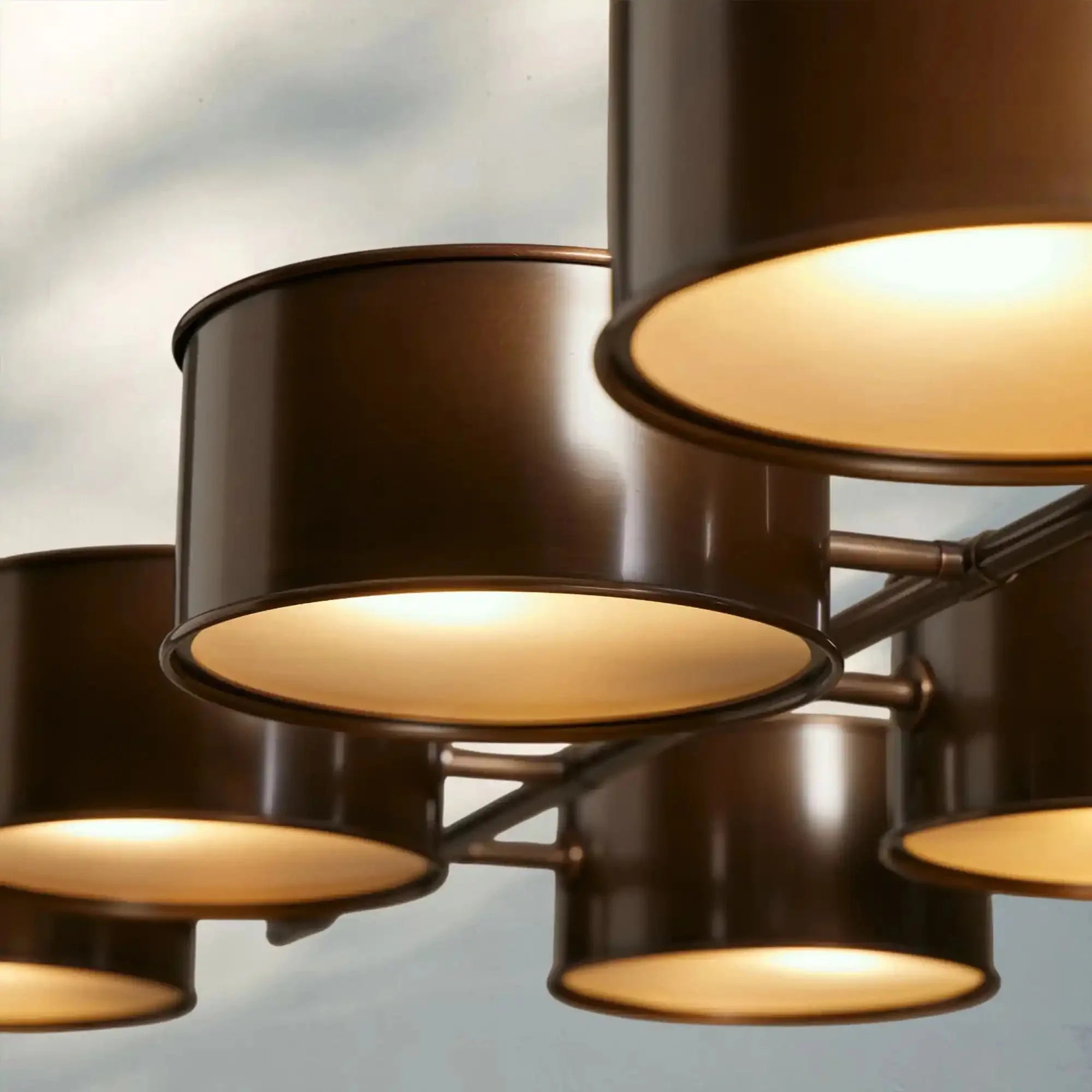 Daphne Metal Linear Chandelier - GILDLAMPS
