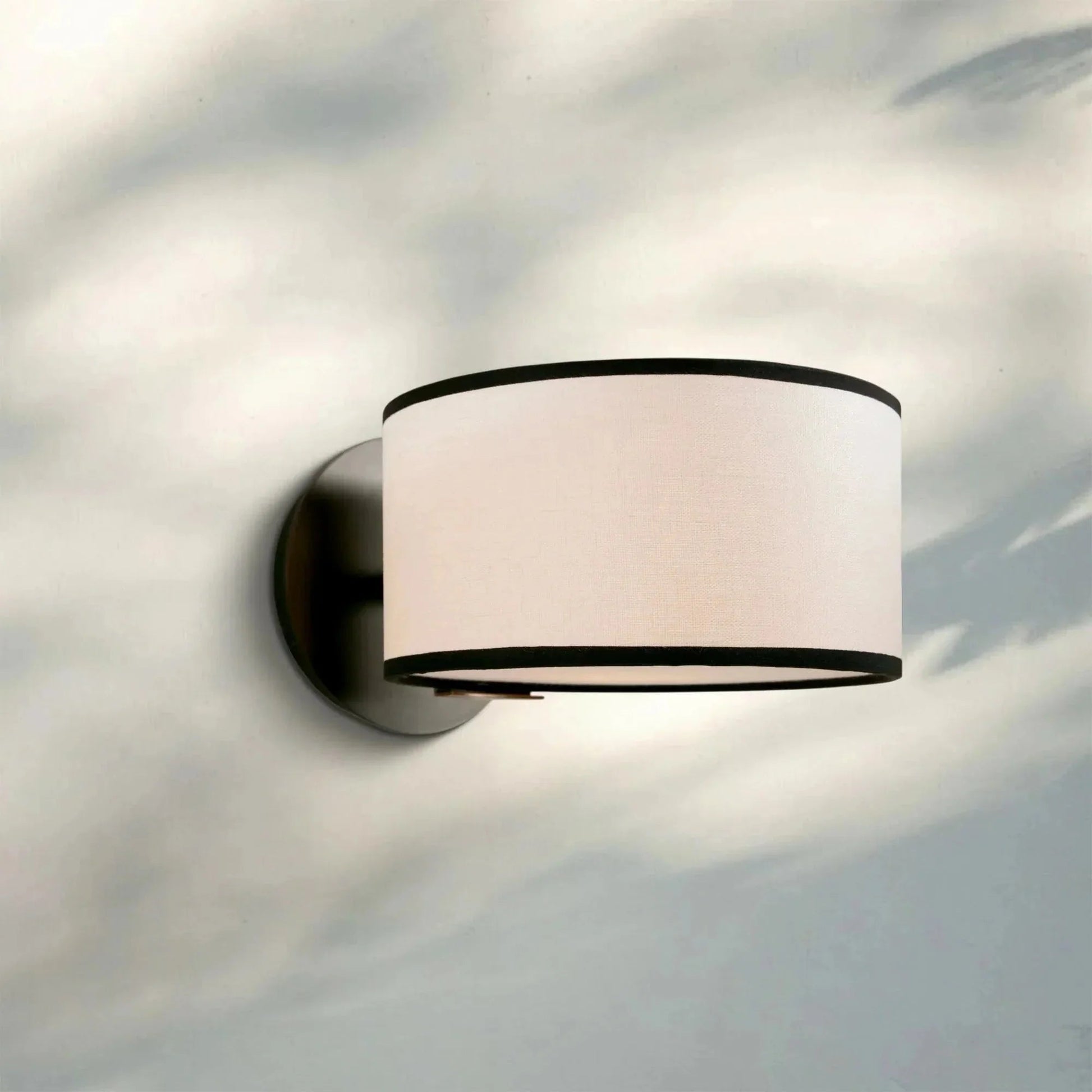 Daphne Sconce - GILDLAMPS