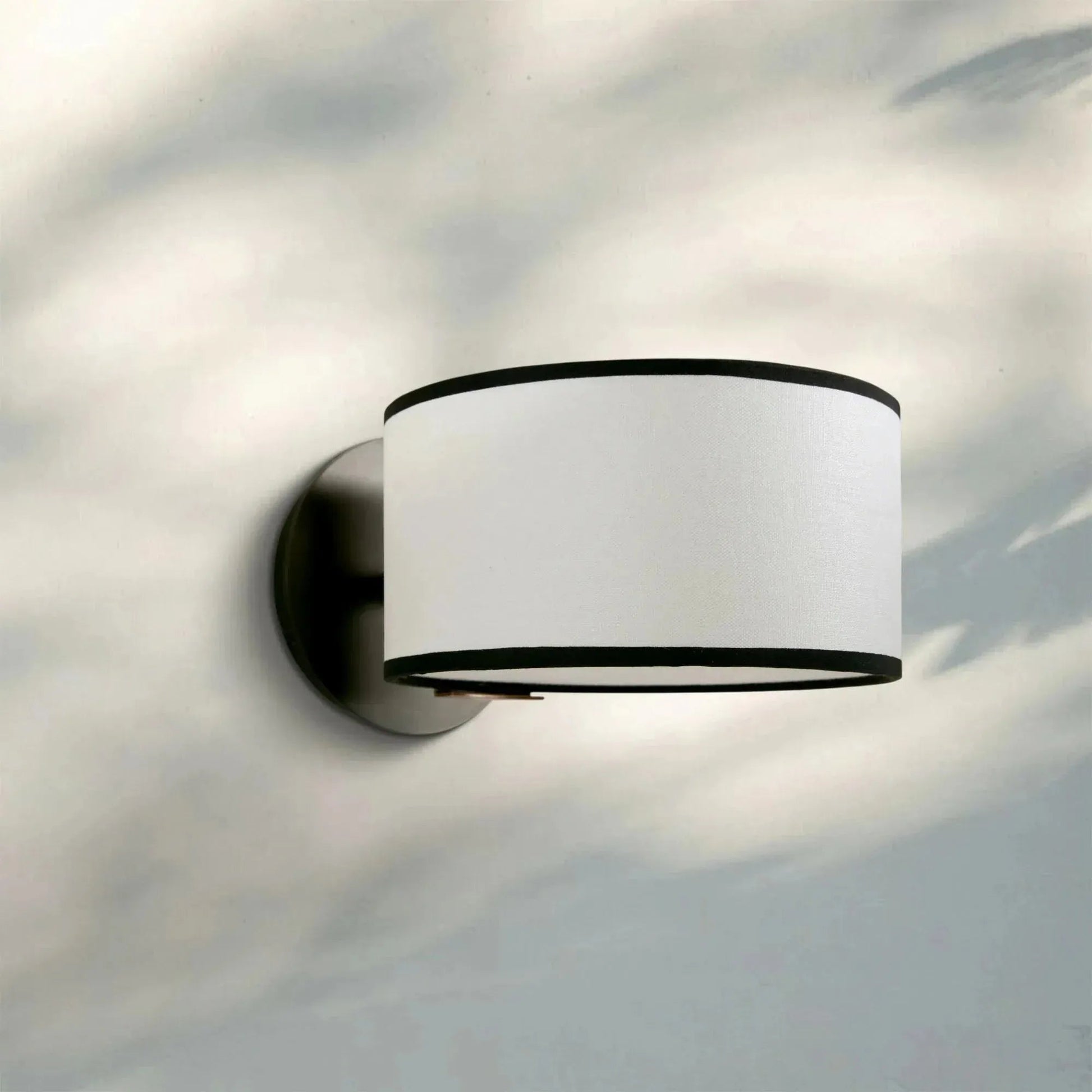 Daphne Sconce - GILDLAMPS