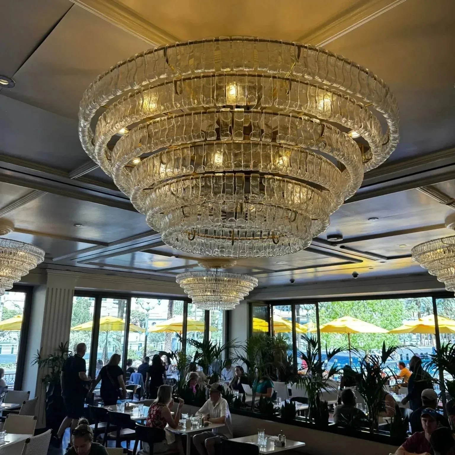 Ghiaccio Glass Round Chandelier 24" 36" 48" 60" - GILDLAMPS