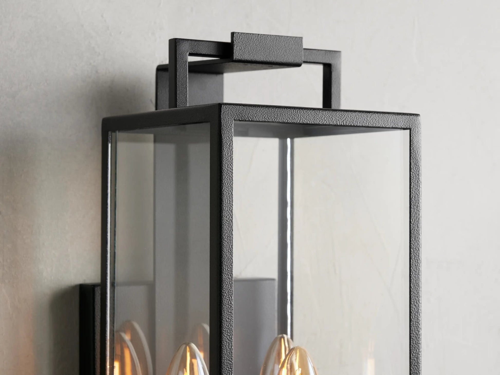 Hendricks 22" Outdoor Wall Sconce - GILDLAMPS