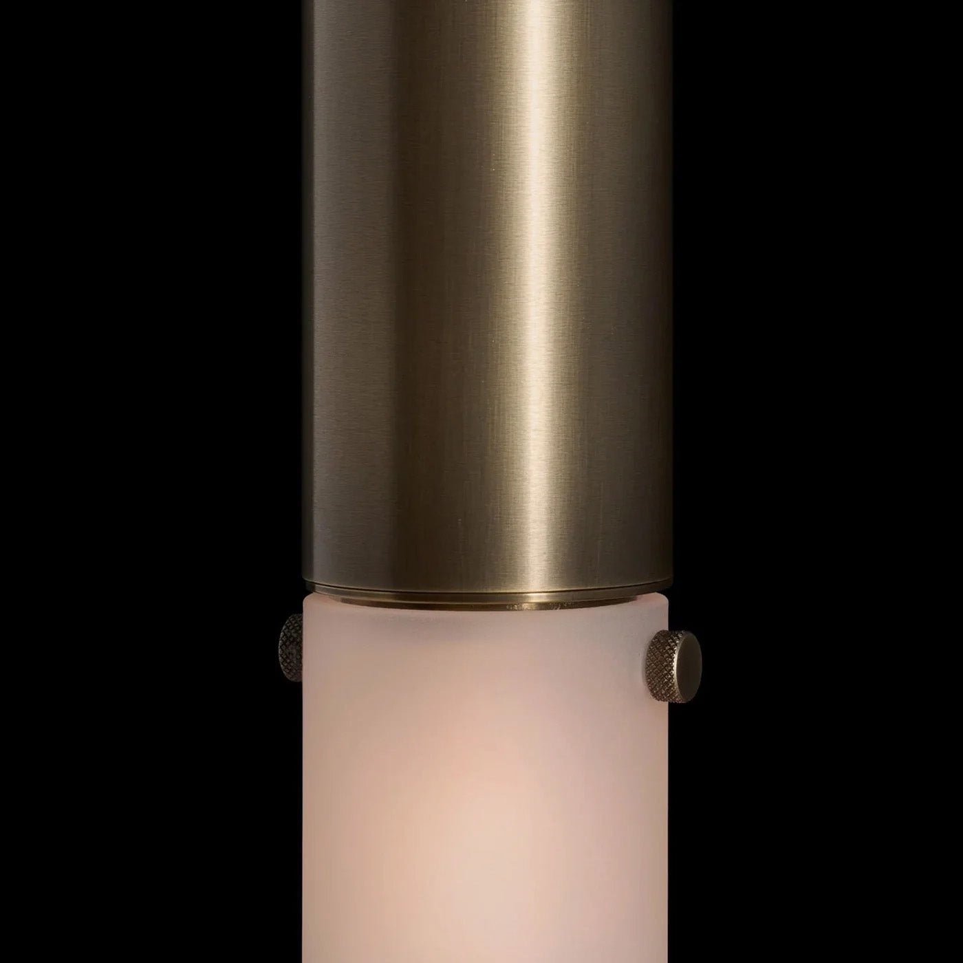 Horsehair Sconce - GILDLAMPS