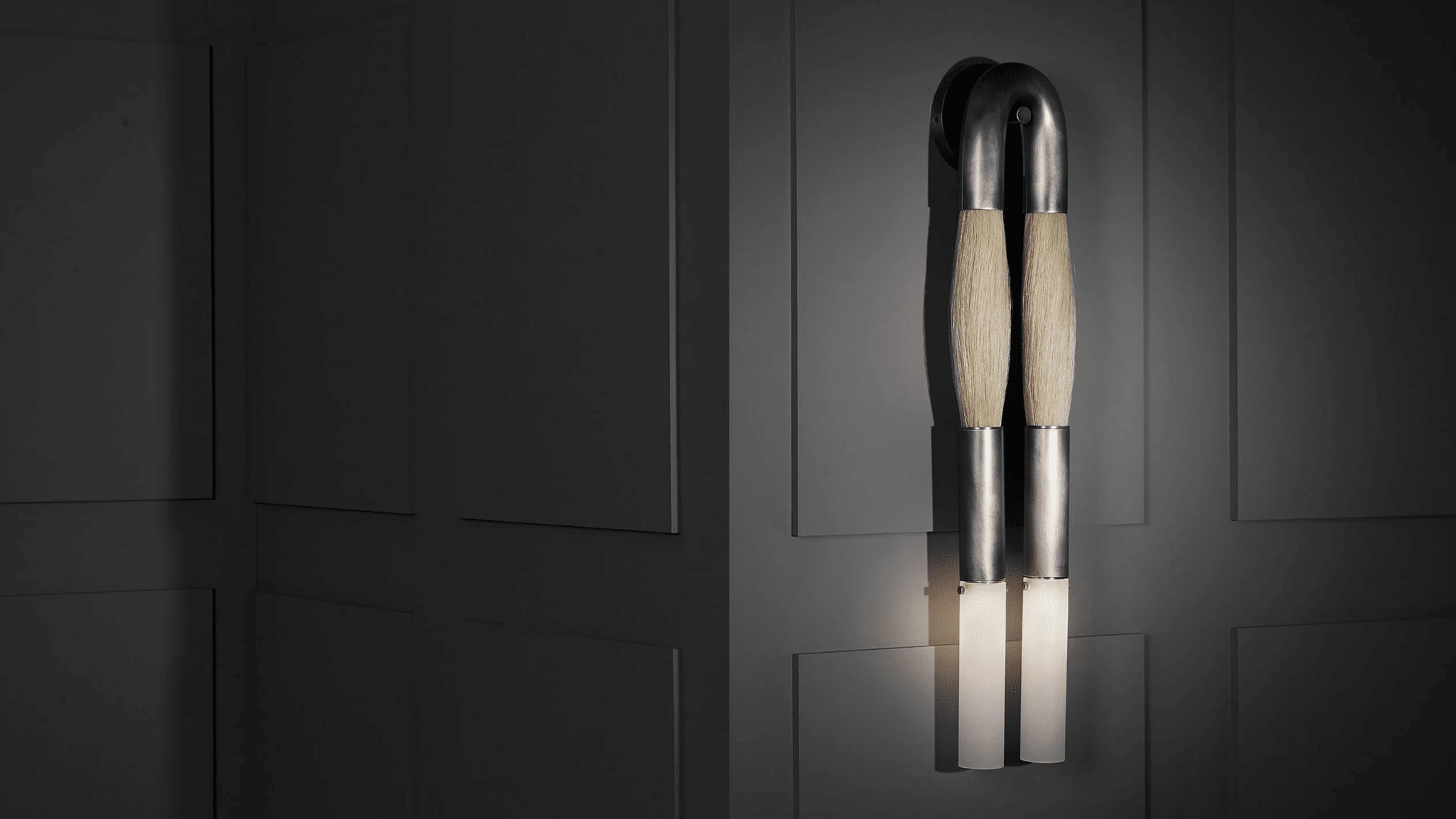 Horsehair Wall Sconce 30''H - GILDLAMPS