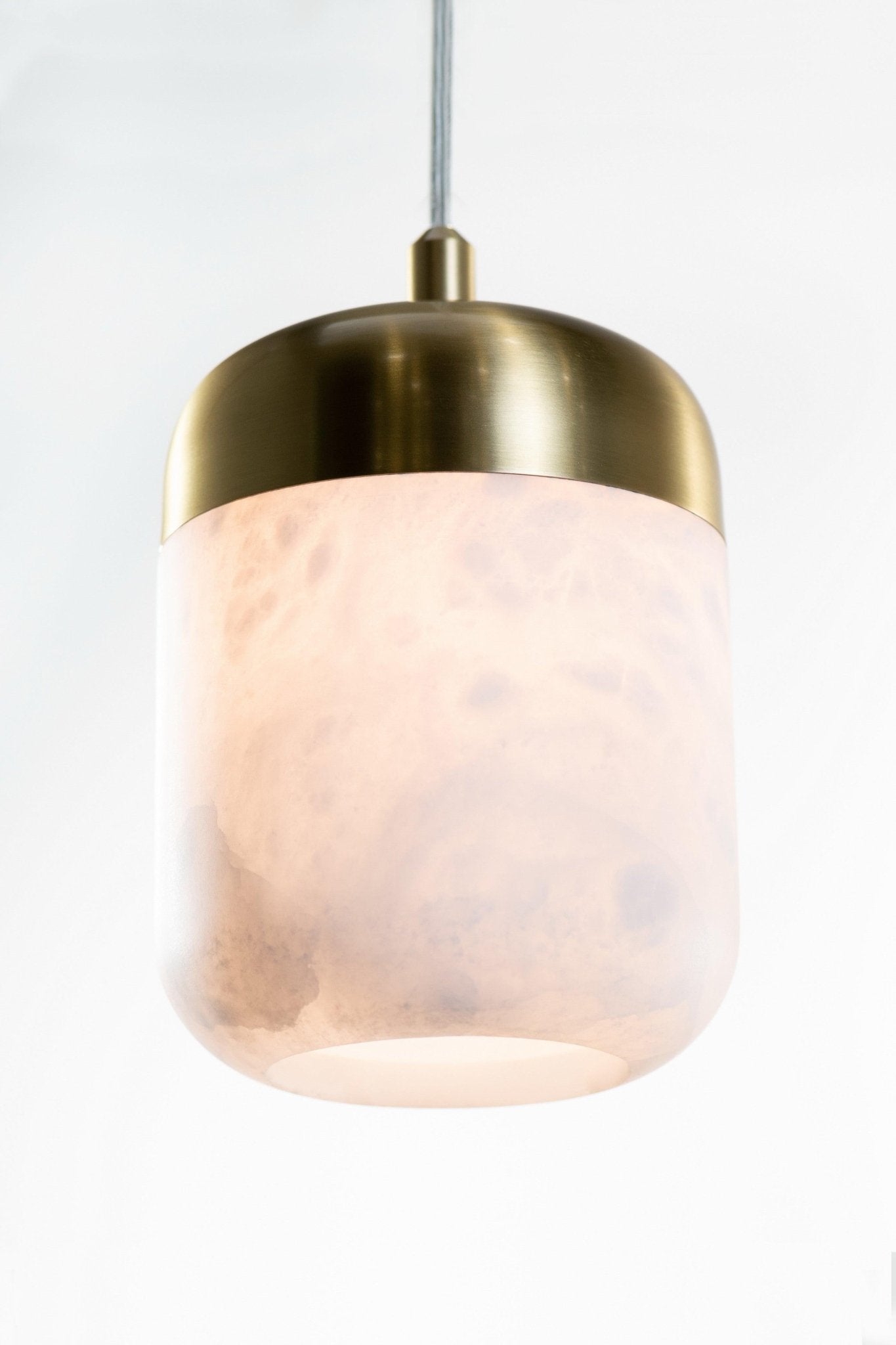 Jeremy Alabaster Pendant - GILDLAMPS