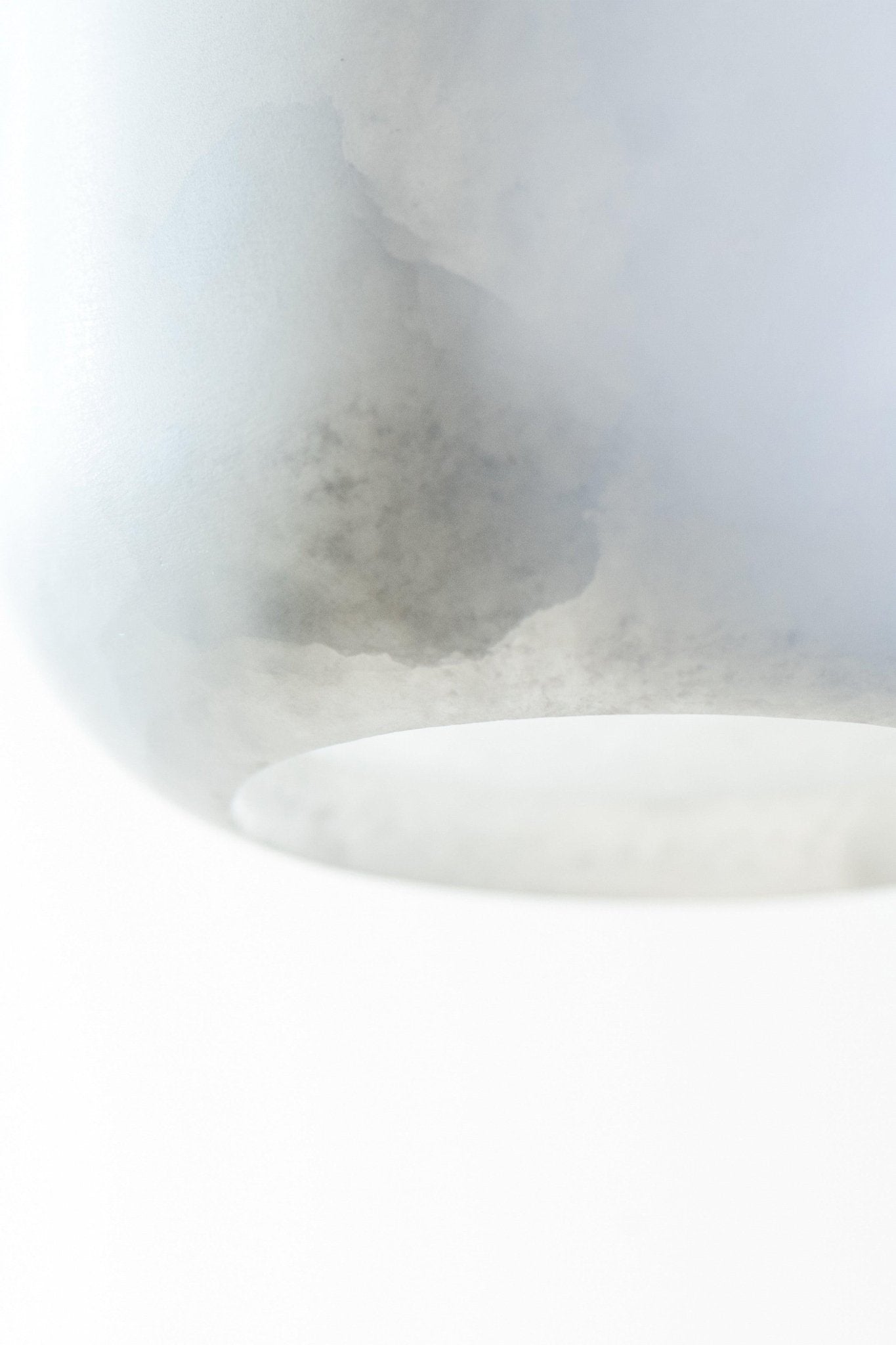 Jeremy Alabaster Pendant - GILDLAMPS