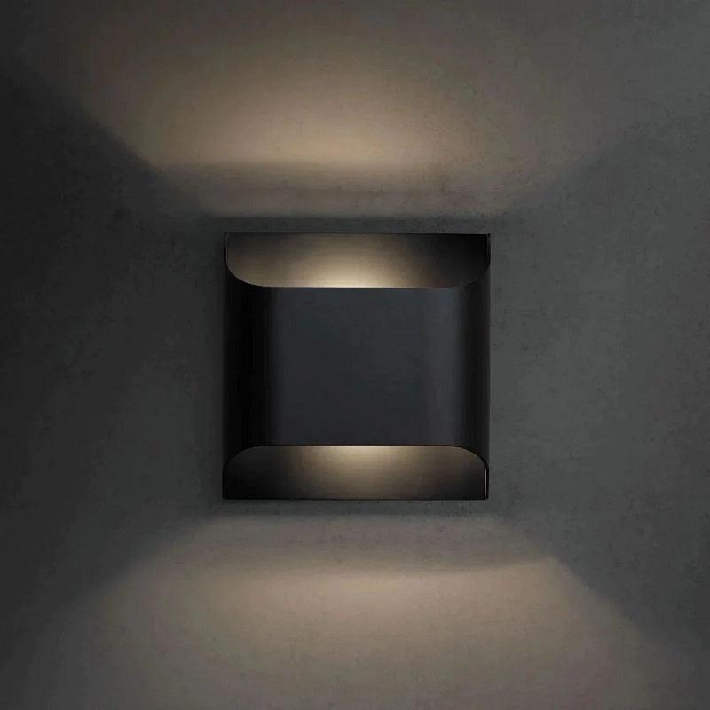 Keseau Mechanic Brass Wall Sconce - GILDLAMPS