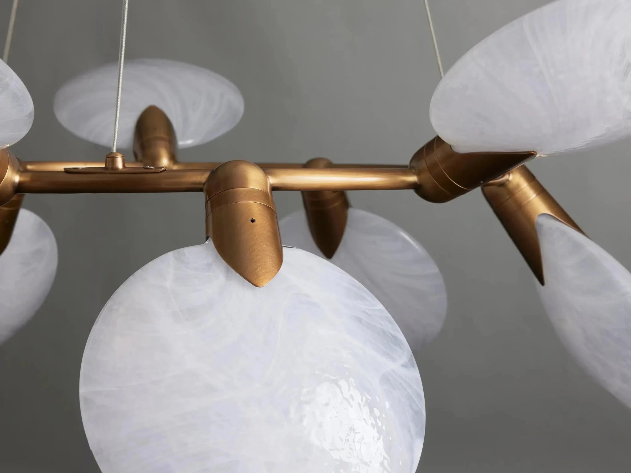 Lyla Halo Chandelier - GILDLAMPS