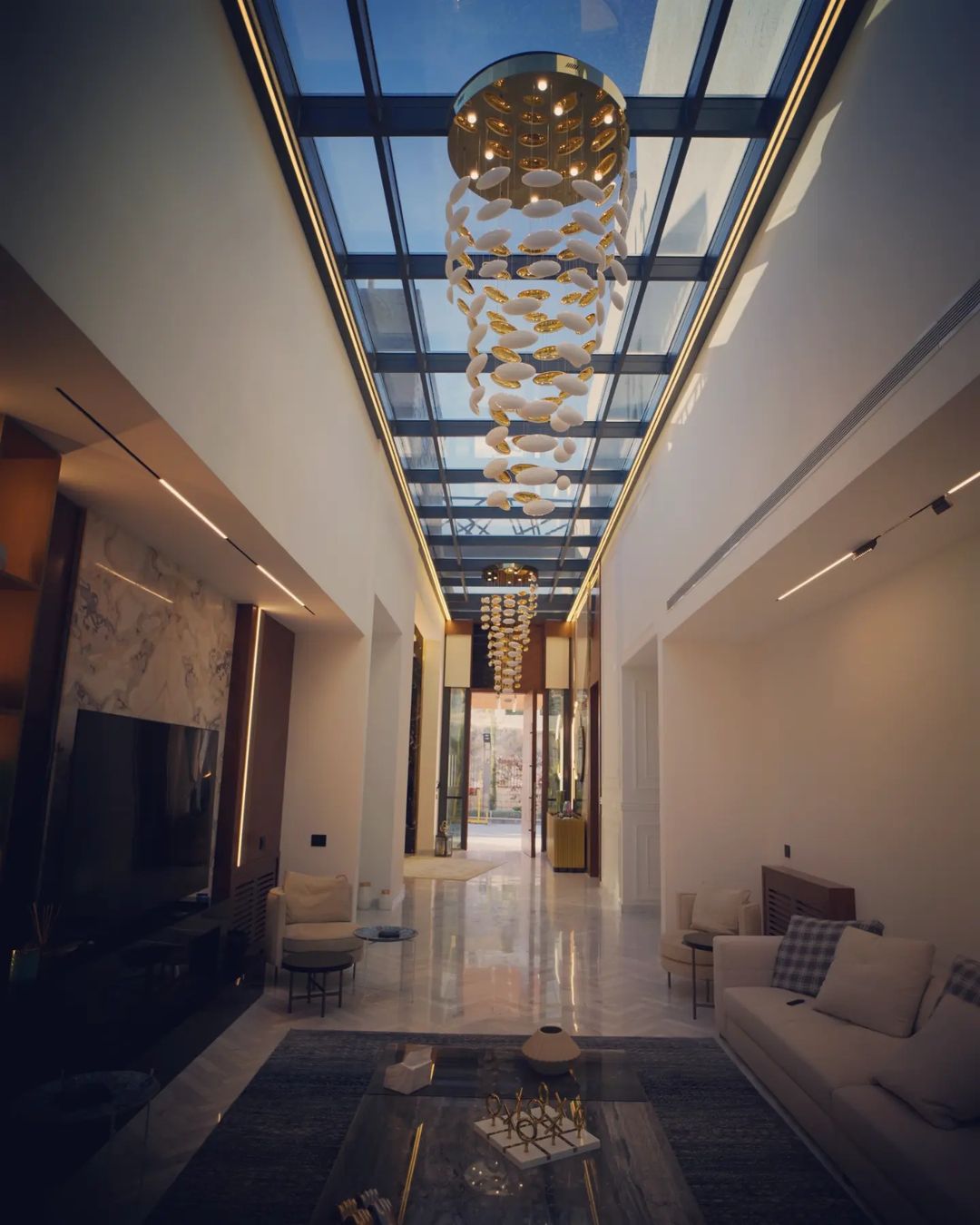 Modern Artistic Unique Golden Dragon Egg Pendant Ceiling Light Fixture for Staircase/ Sales Center/ Hotel - GILDLAMPS