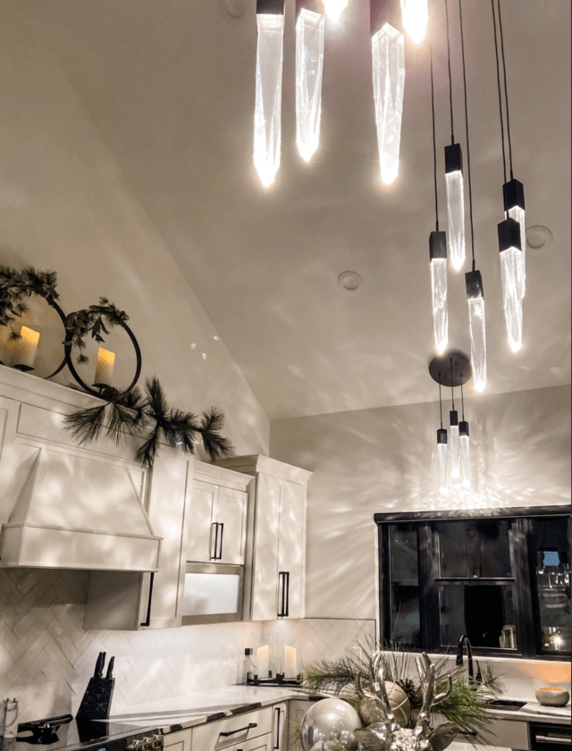 Modern Light Luxury Round/Rectangle Ceiling Pendant Light in Black Finish for Kitchen Island/ Staircase/Living Room - GILDLAMPS