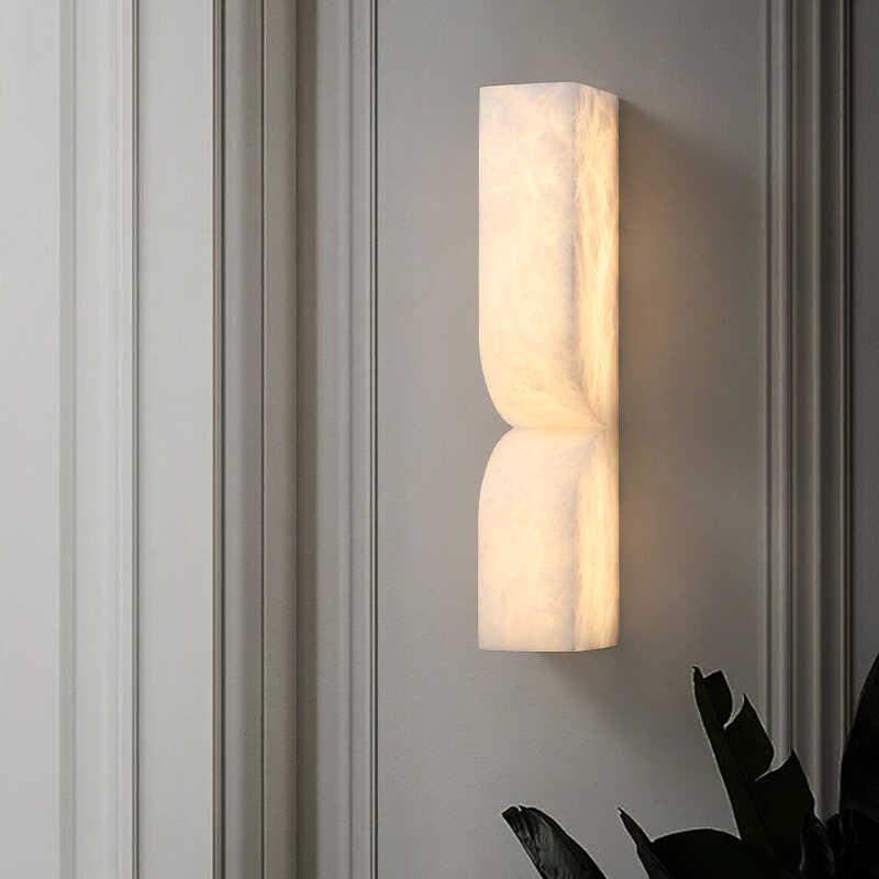 Modern Luxe Brass Natural Alabaster Wall Sconce for Entryway - GILDLAMPS