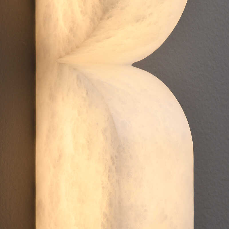 Modern Luxe Brass Natural Alabaster Wall Sconce for Entryway - GILDLAMPS