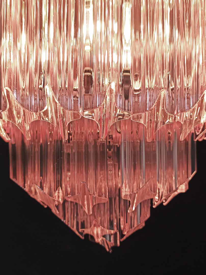 Murano Chandelier – 112 prisms – Pink - GILDLAMPS