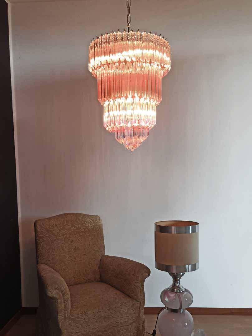 Murano Chandelier – 112 prisms – Pink - GILDLAMPS