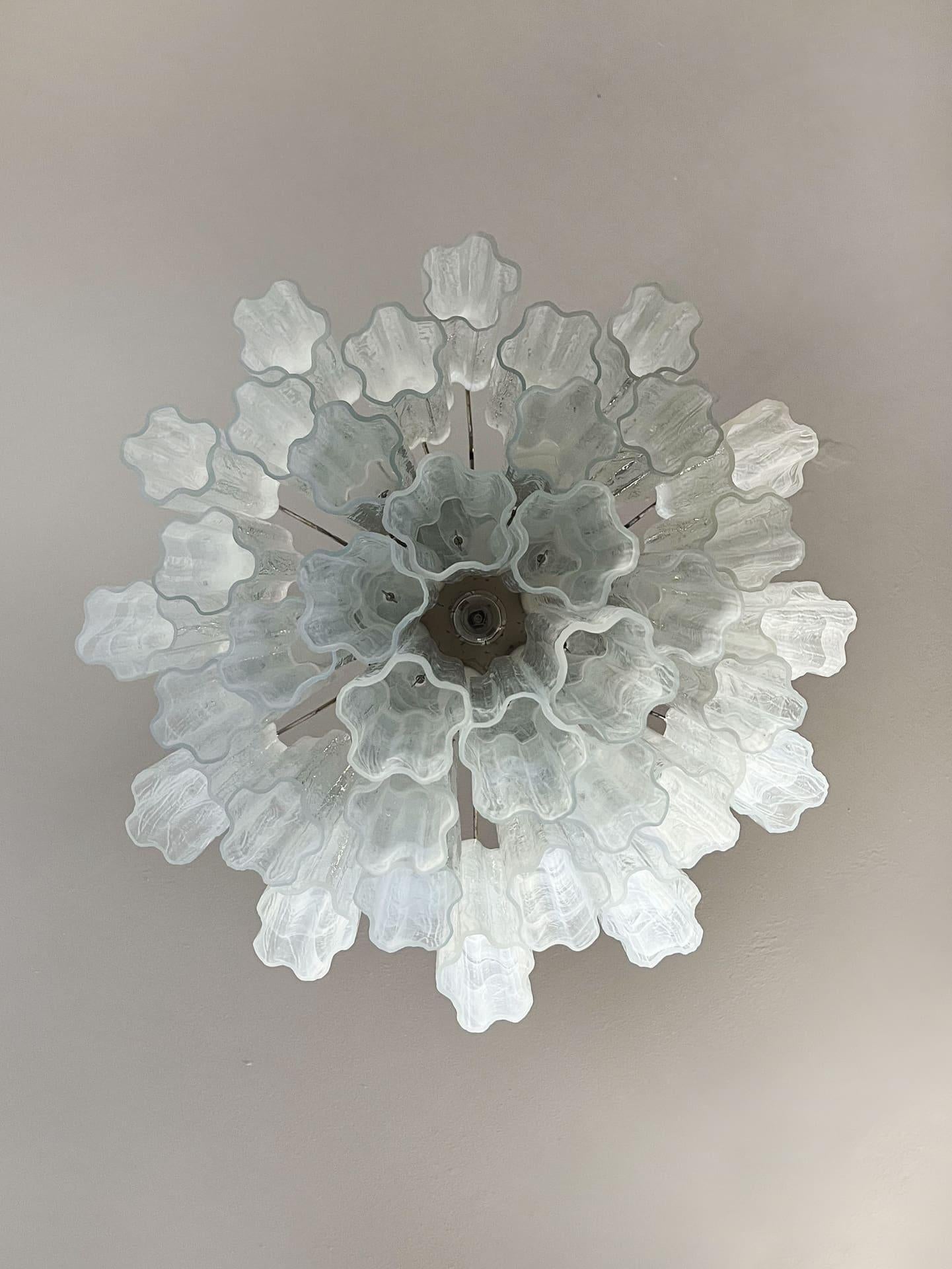 Murano Chandelier – 36 tubes – Alabaster white - GILDLAMPS