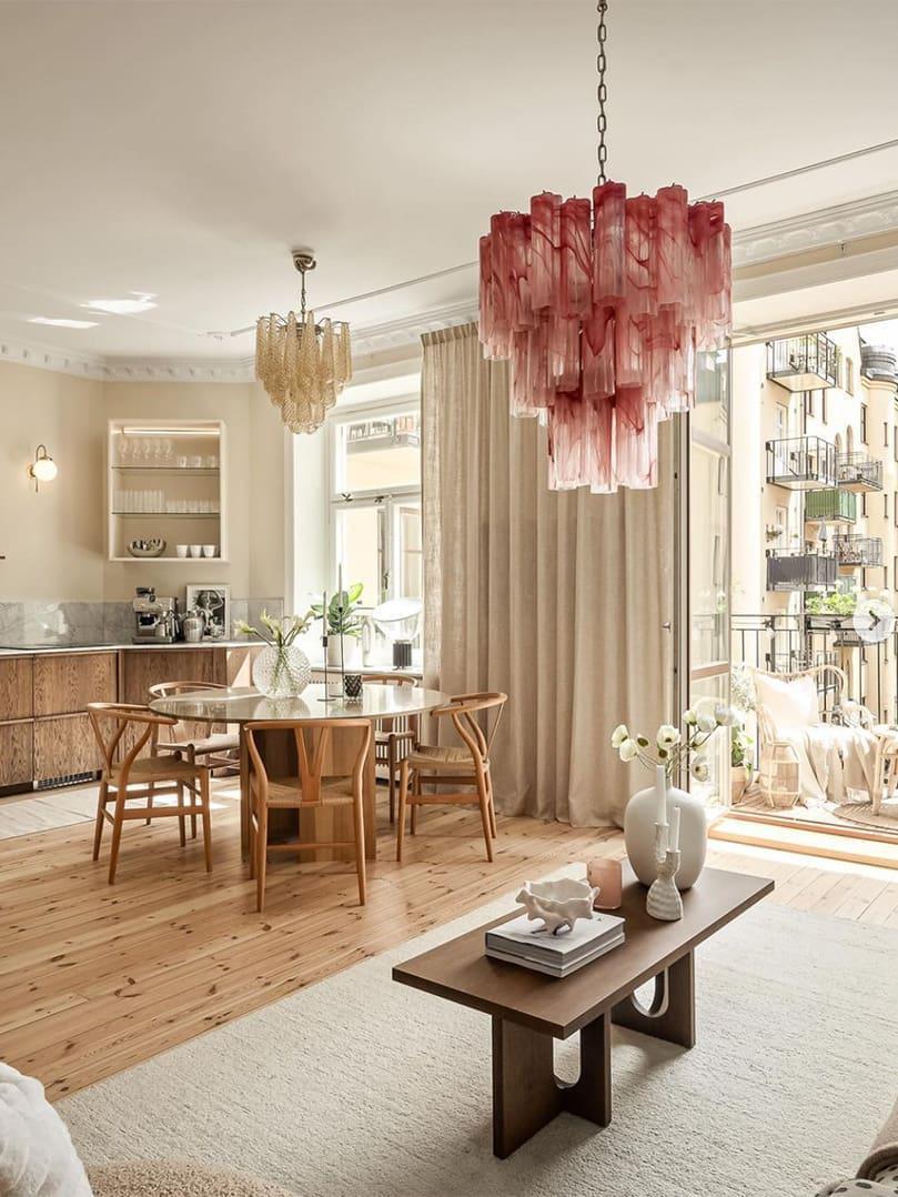 Murano Chandelier – 48 tubes – Alabaster Pink - GILDLAMPS