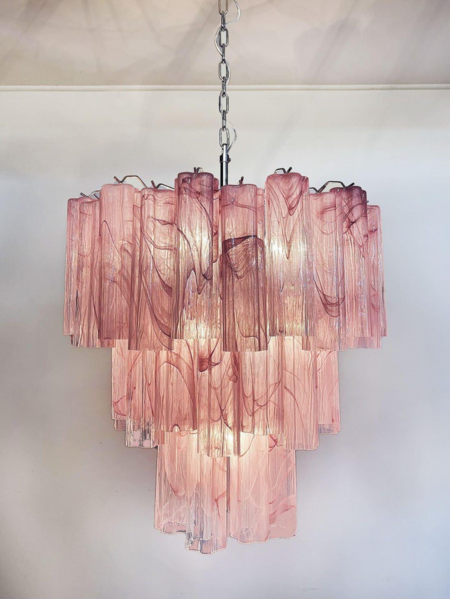 Murano Chandelier – 48 tubes – Alabaster Pink - GILDLAMPS