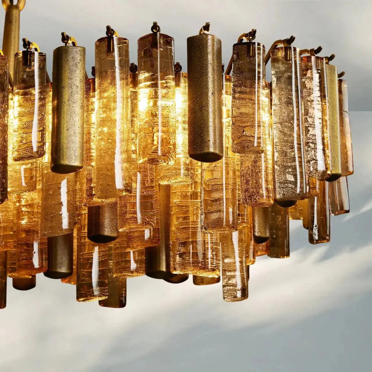 Neve Linear Chandelier - GILDLAMPS