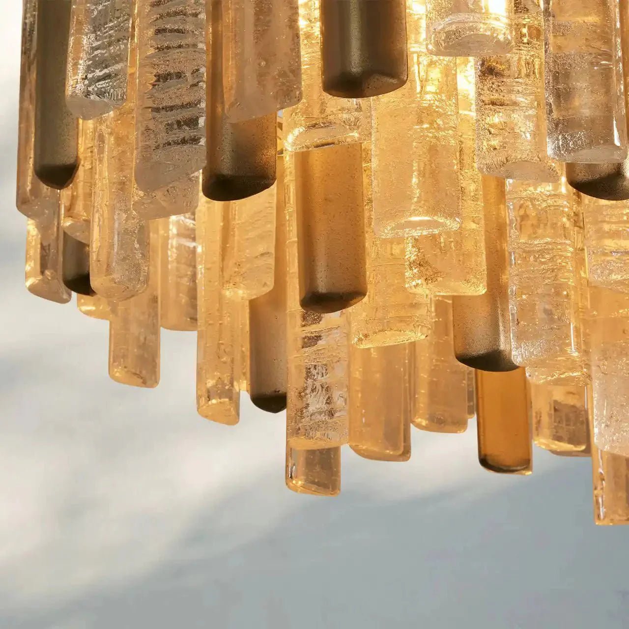 Neve Linear Chandelier - GILDLAMPS